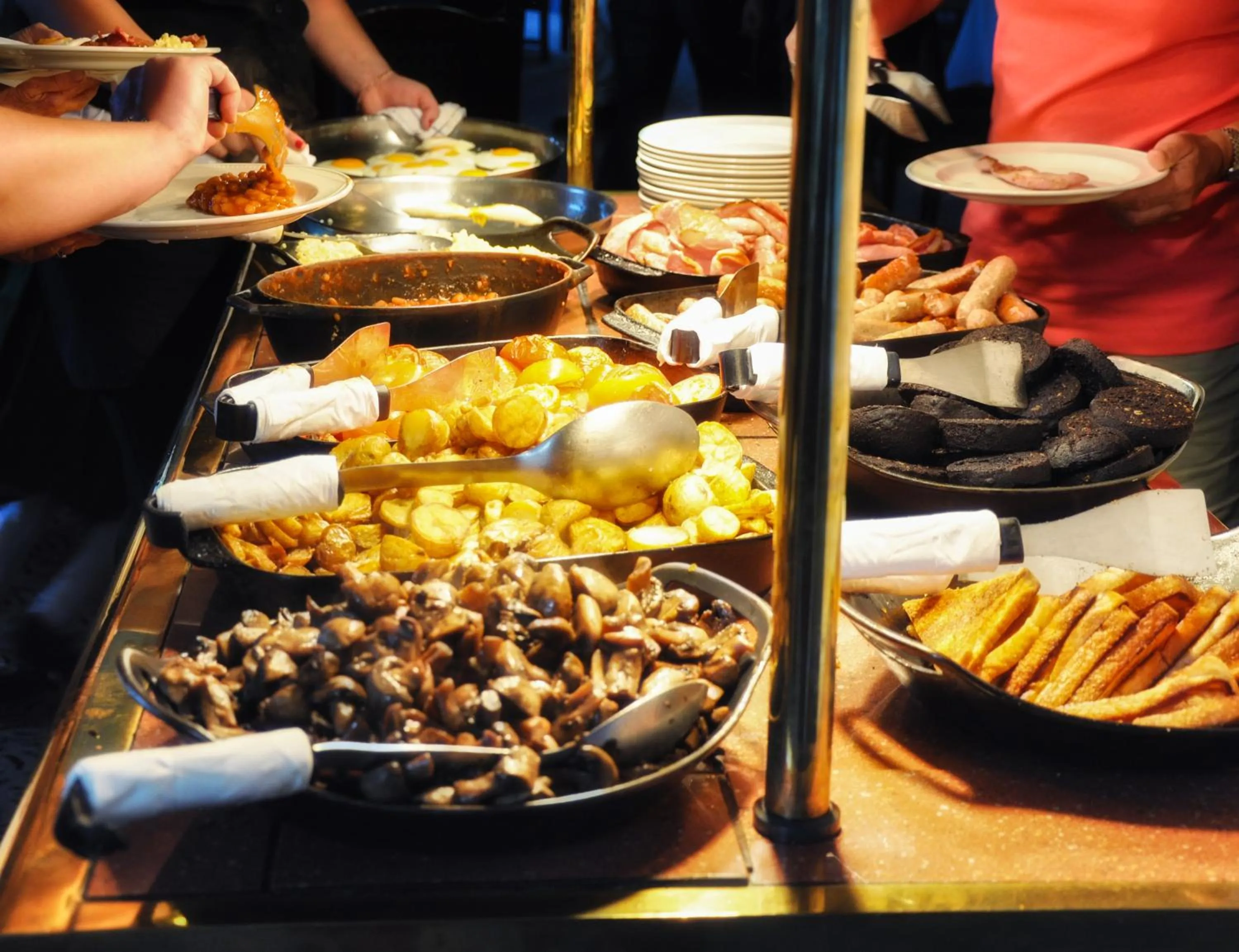 Food and drinks in Mercure London Kensington Hotel