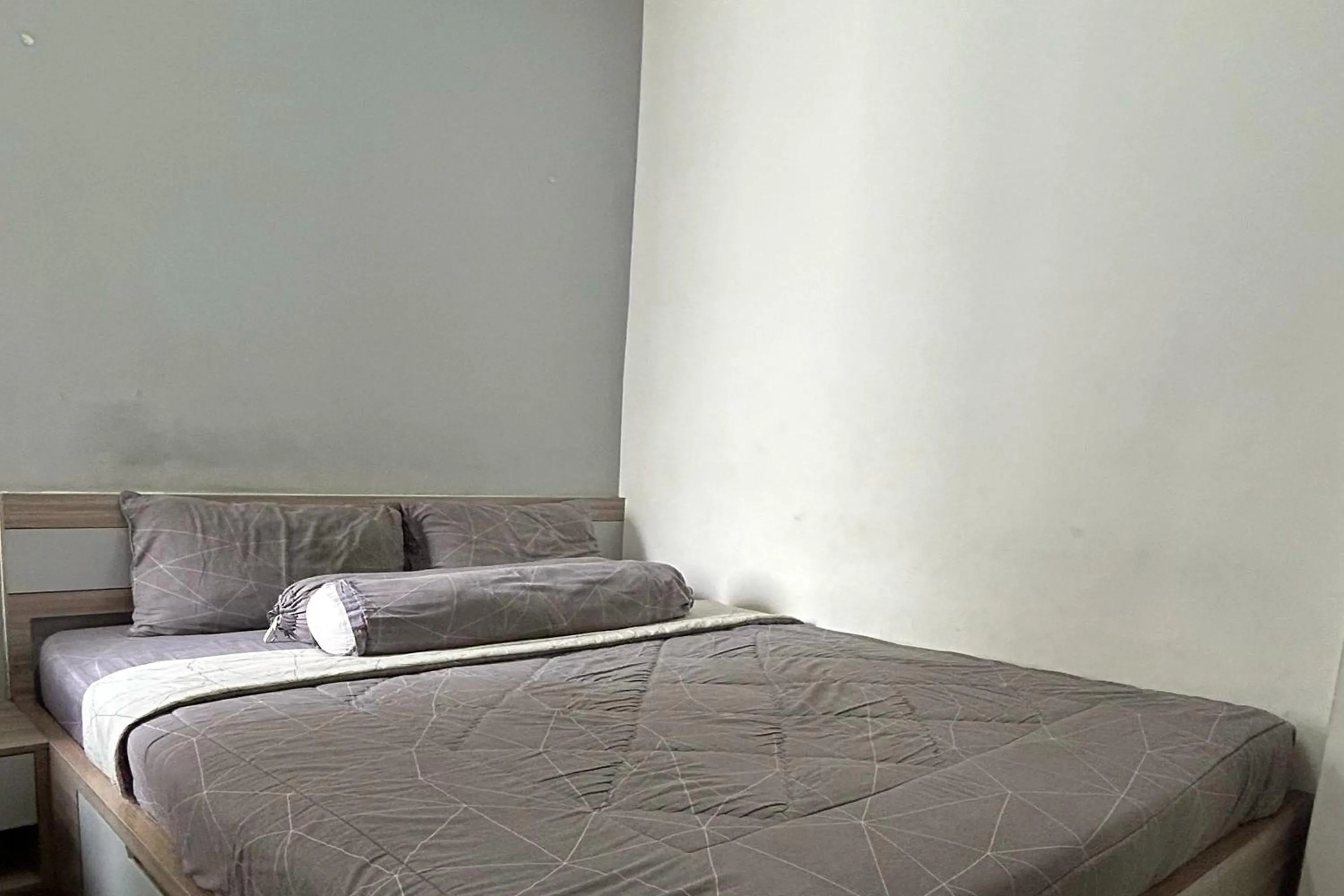 Bed in Barata Home Aeropolis