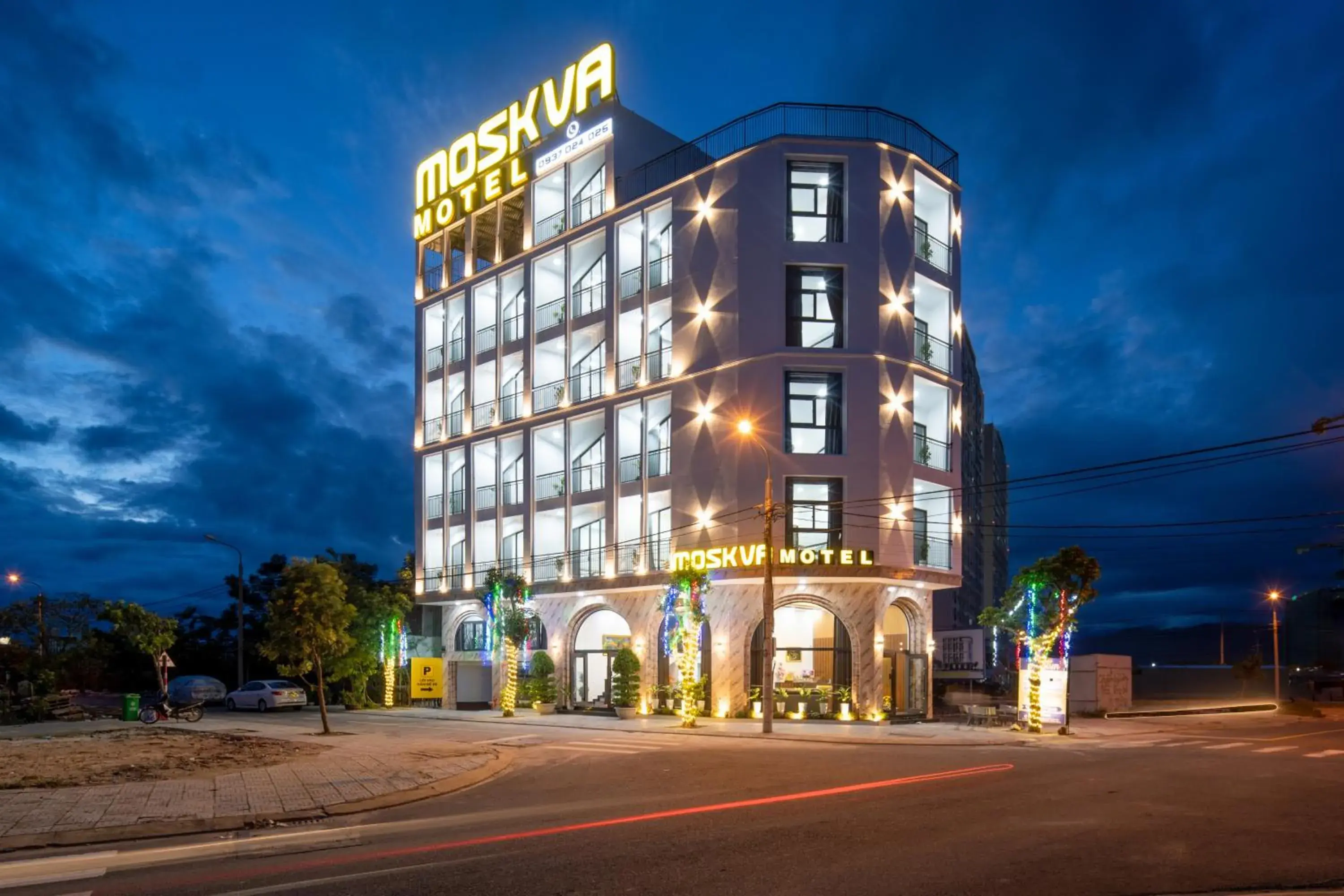 Property building in Moskva Motel & Apartment Danang Property building in Moskva Motel & Apartment Danang