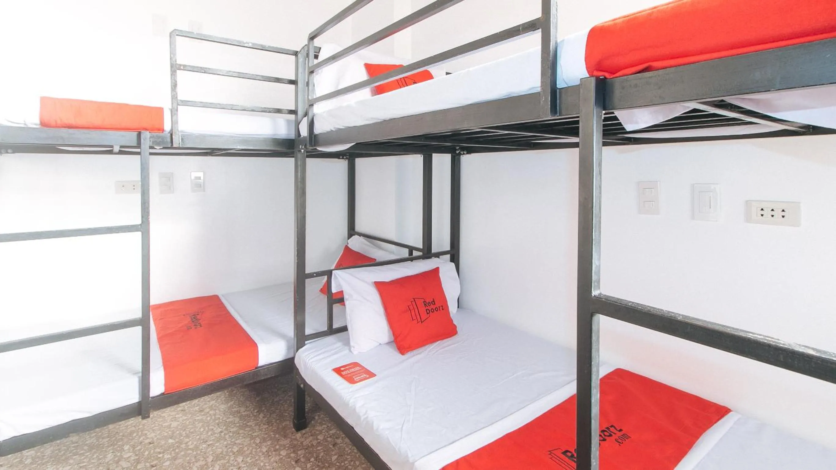 Bedroom, Bed in RedDoorz @ Recson Boracay Hostel