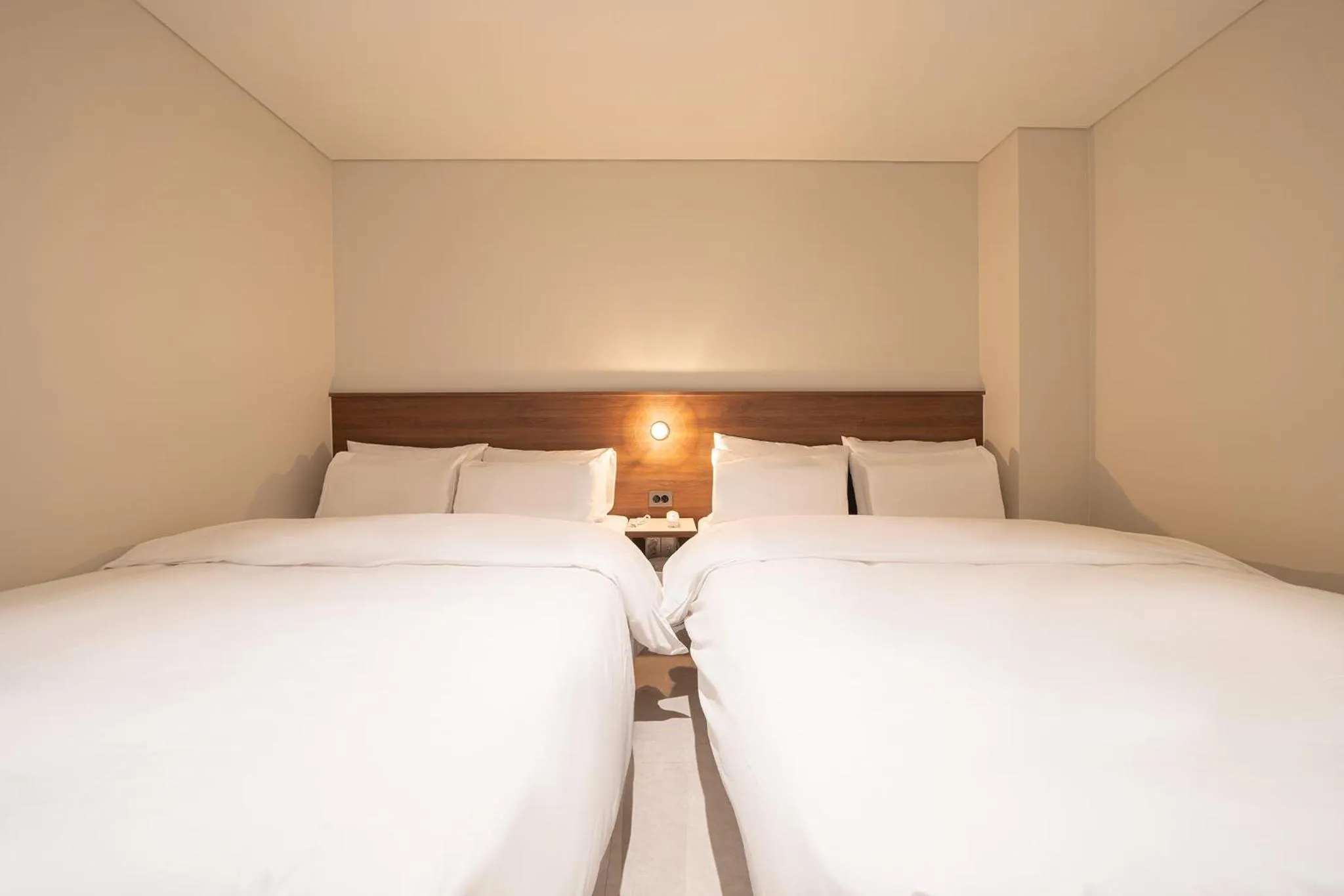 Bed in TimeTerminal Hotel Daejeon 1st by Aank