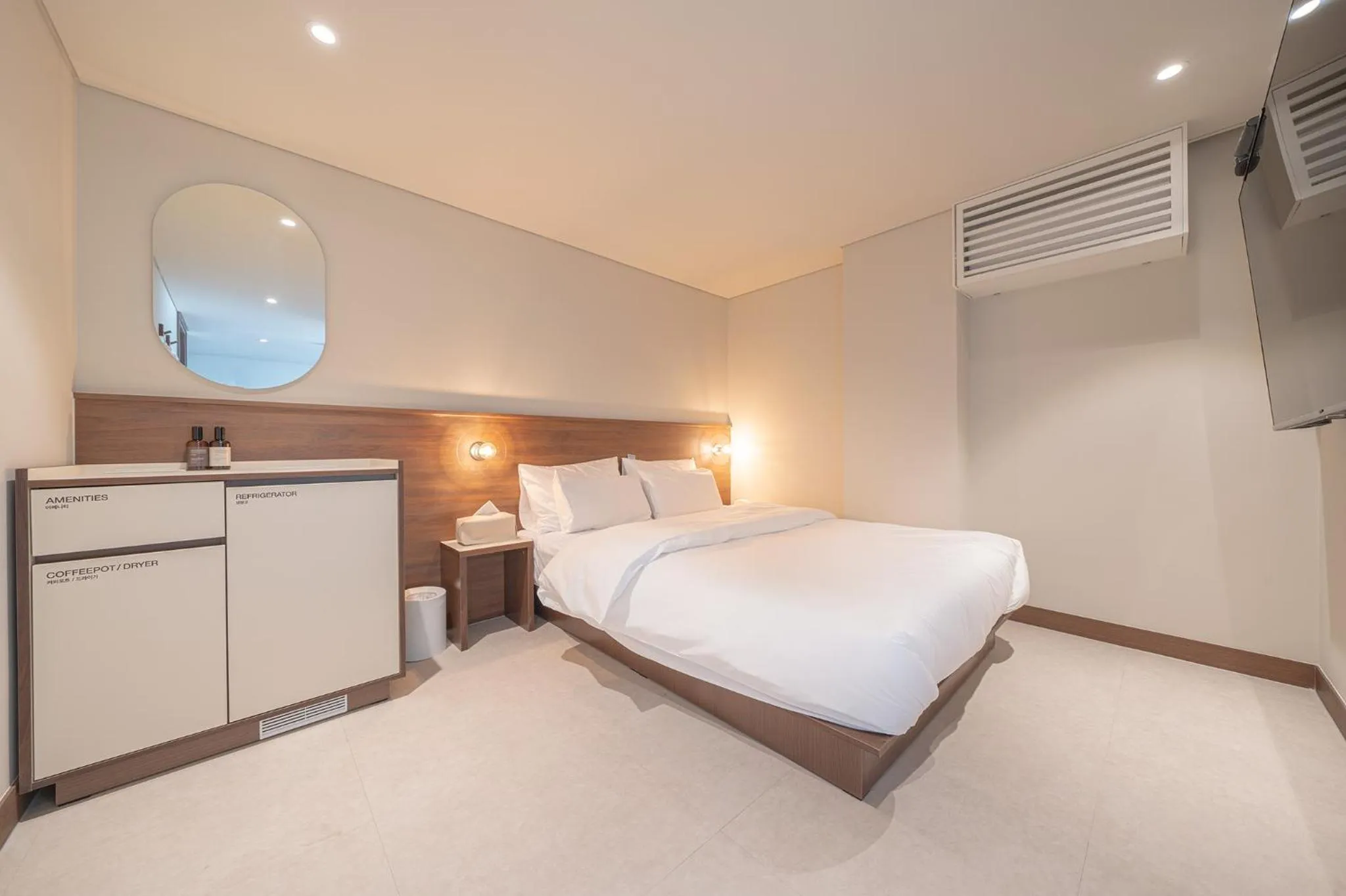 Bed in TimeTerminal Hotel Daejeon 1st by Aank