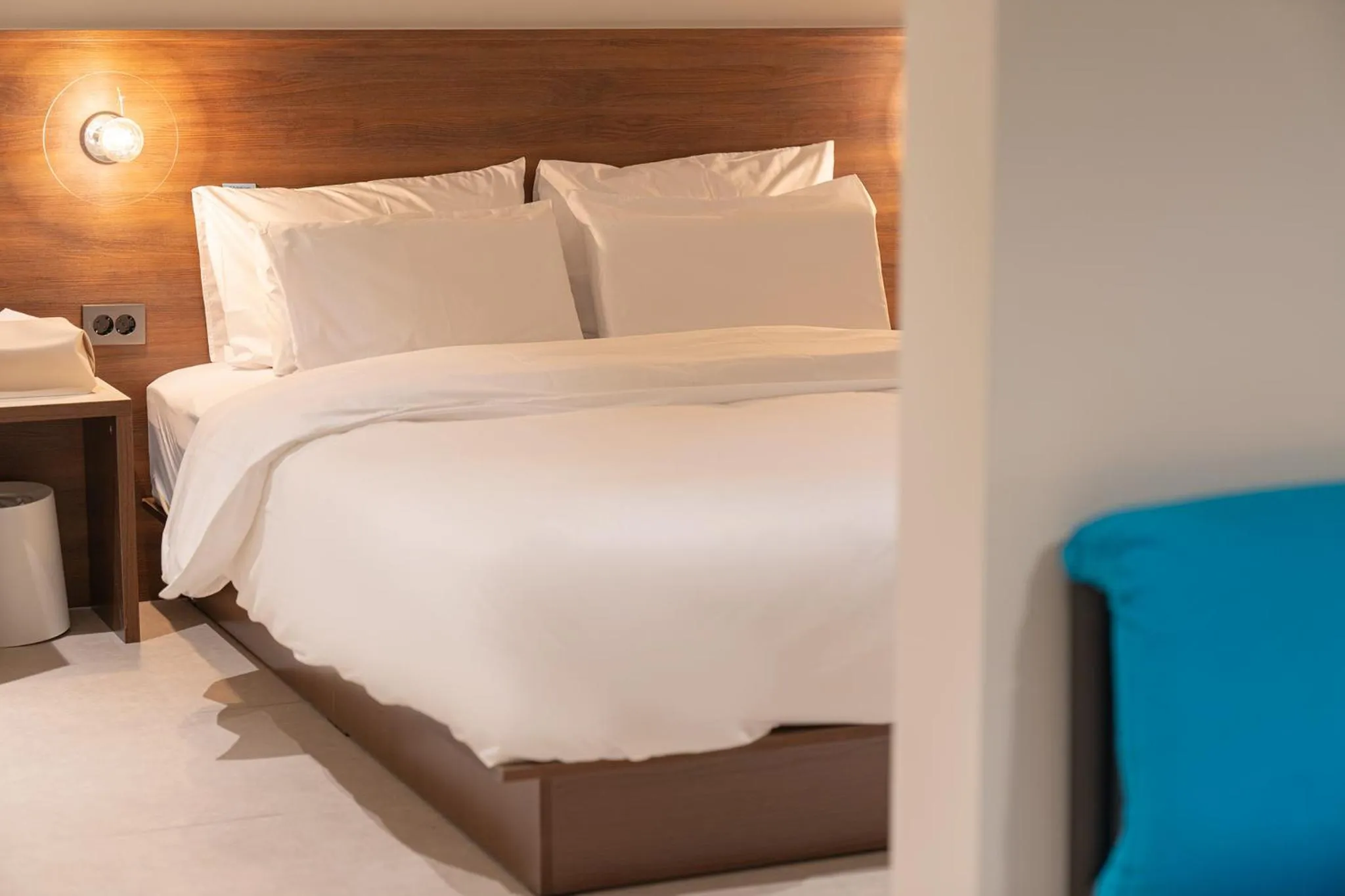 Bed in TimeTerminal Hotel Daejeon 1st by Aank