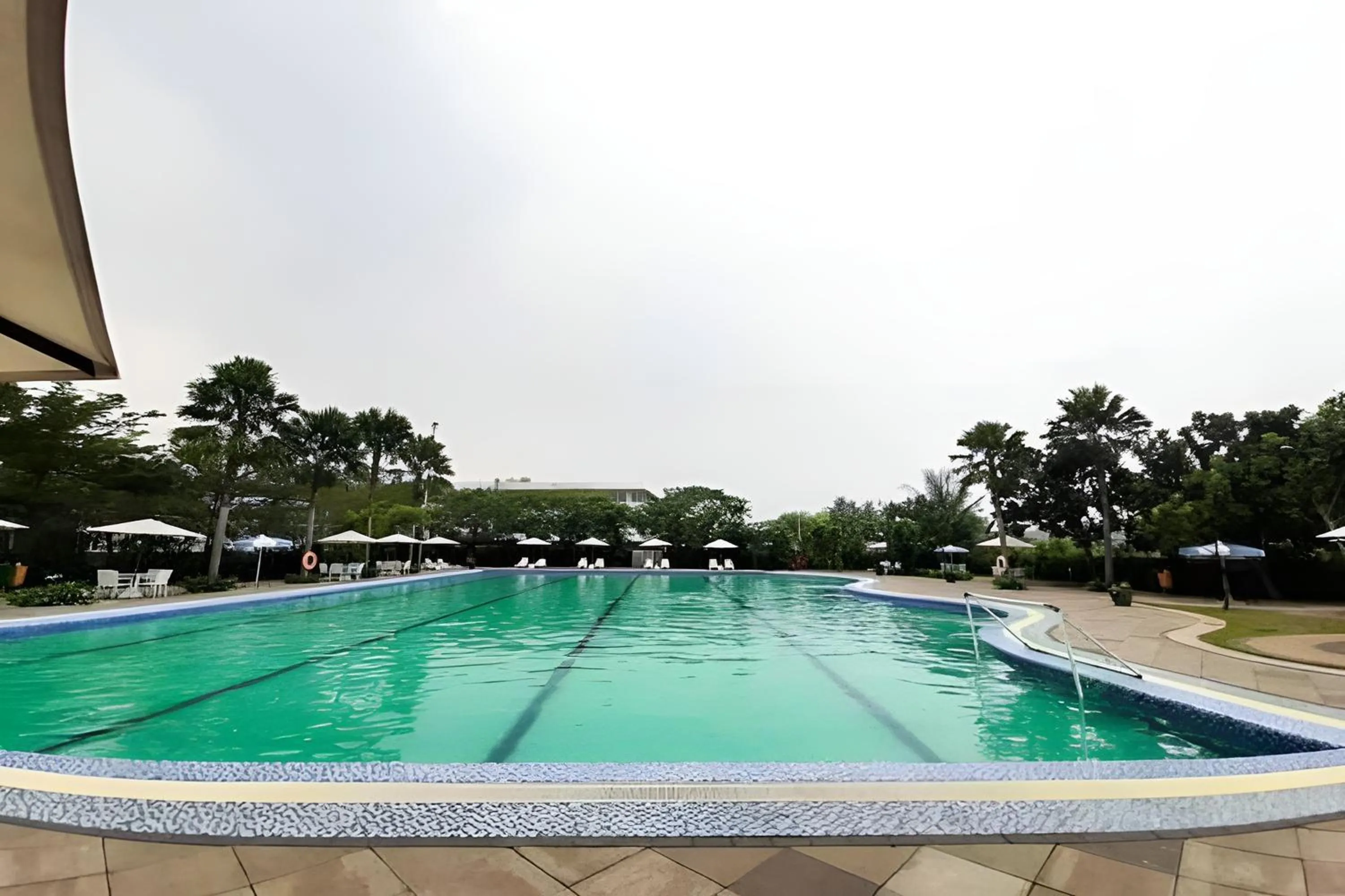 Swimming pool in Barata Residence Aeropolis