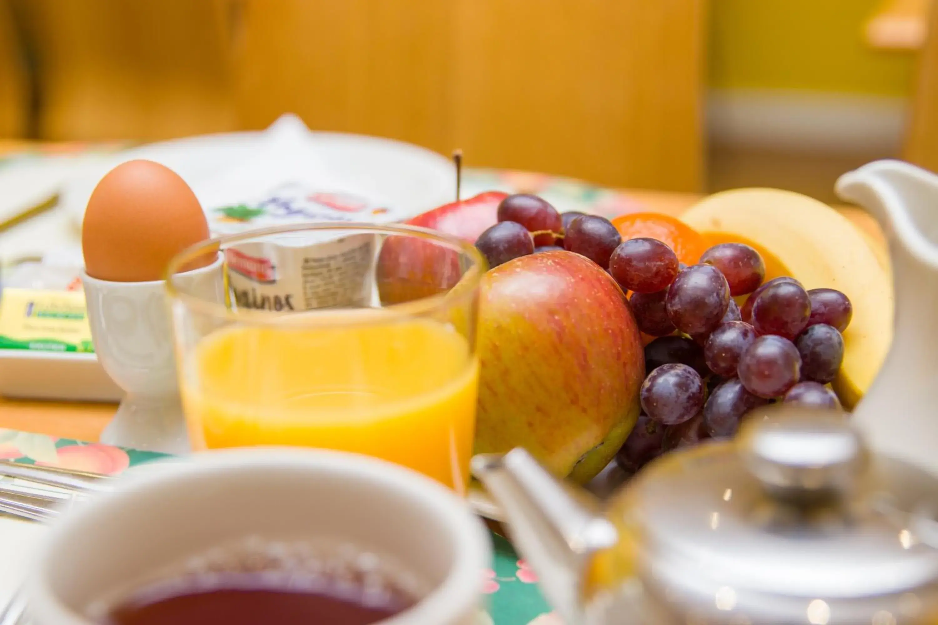 Continental breakfast in London Town Hotel Continental breakfast in London Town Hotel