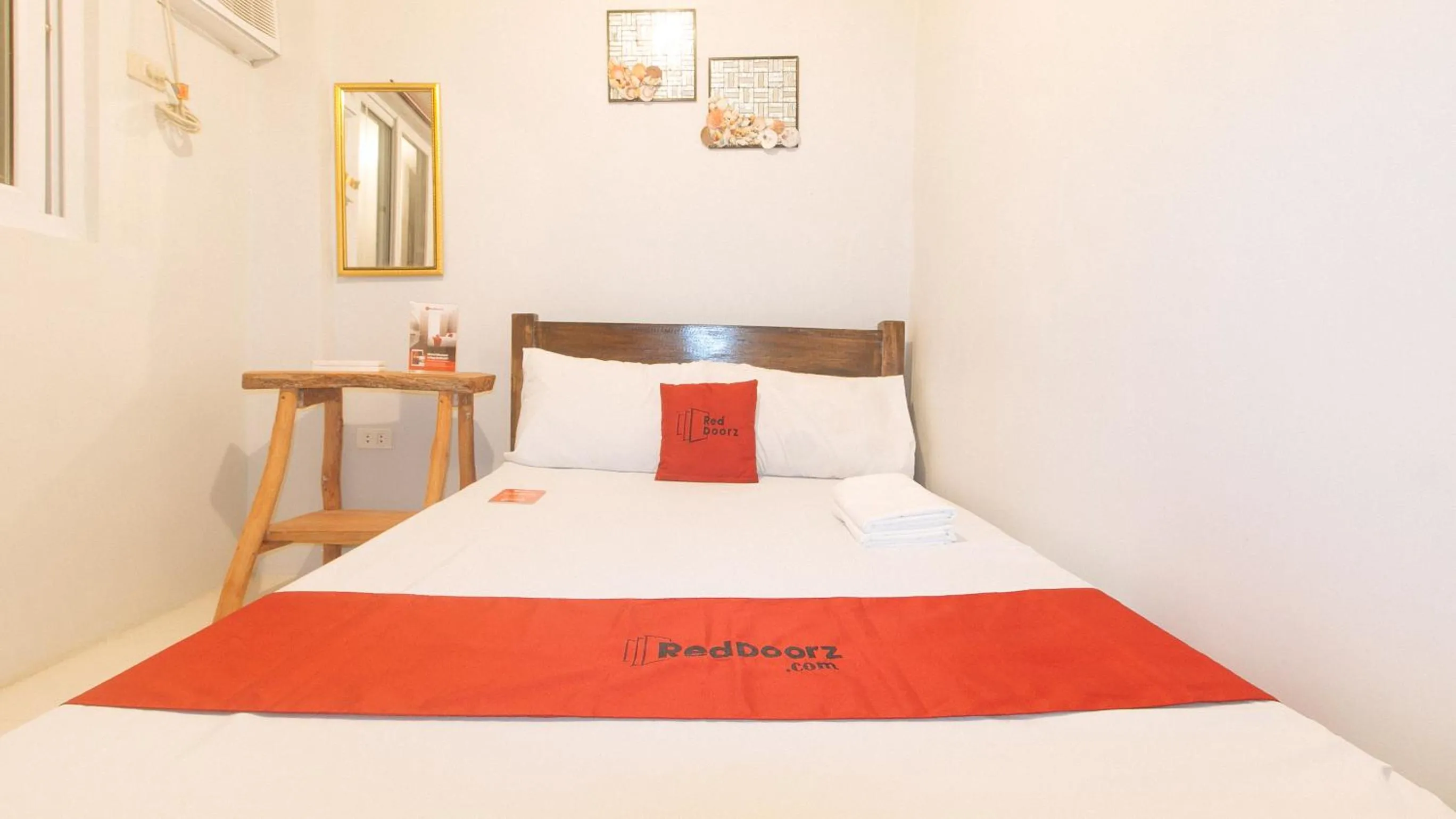 Bed in RedDoorz @ Cristina's Hideaway Resort Tanay