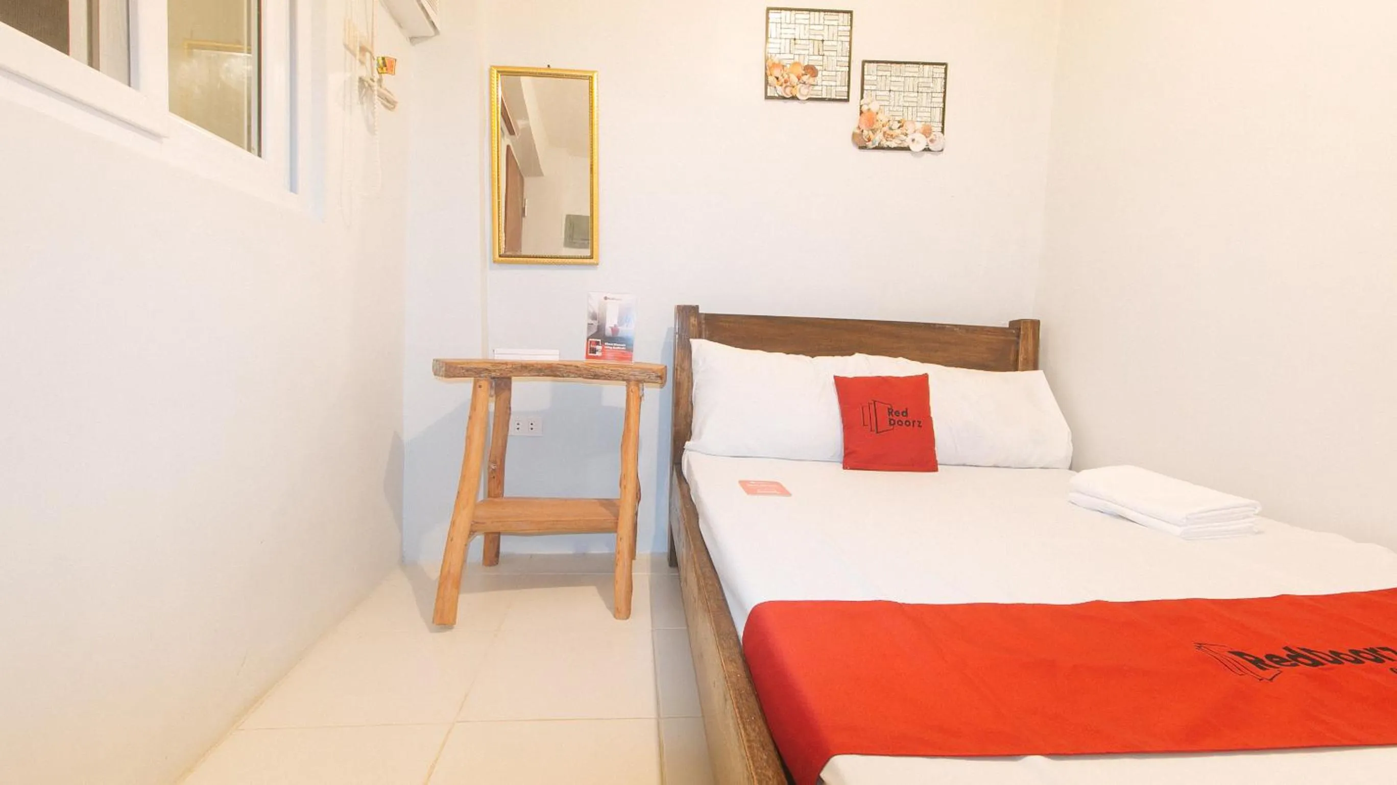 Bedroom in RedDoorz @ Cristina's Hideaway Resort Tanay