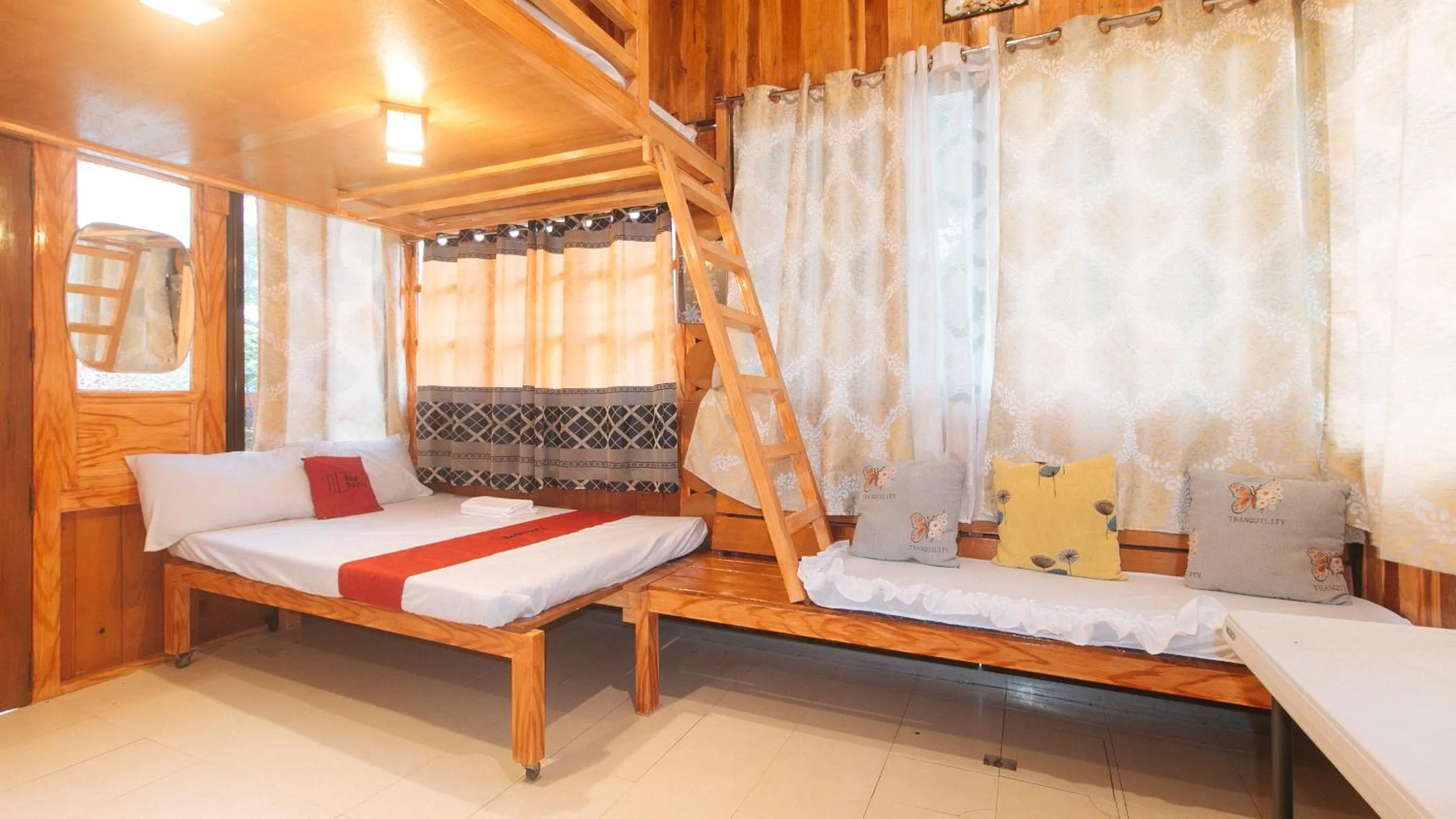 Bedroom in RedDoorz @ Cristina's Hideaway Resort Tanay