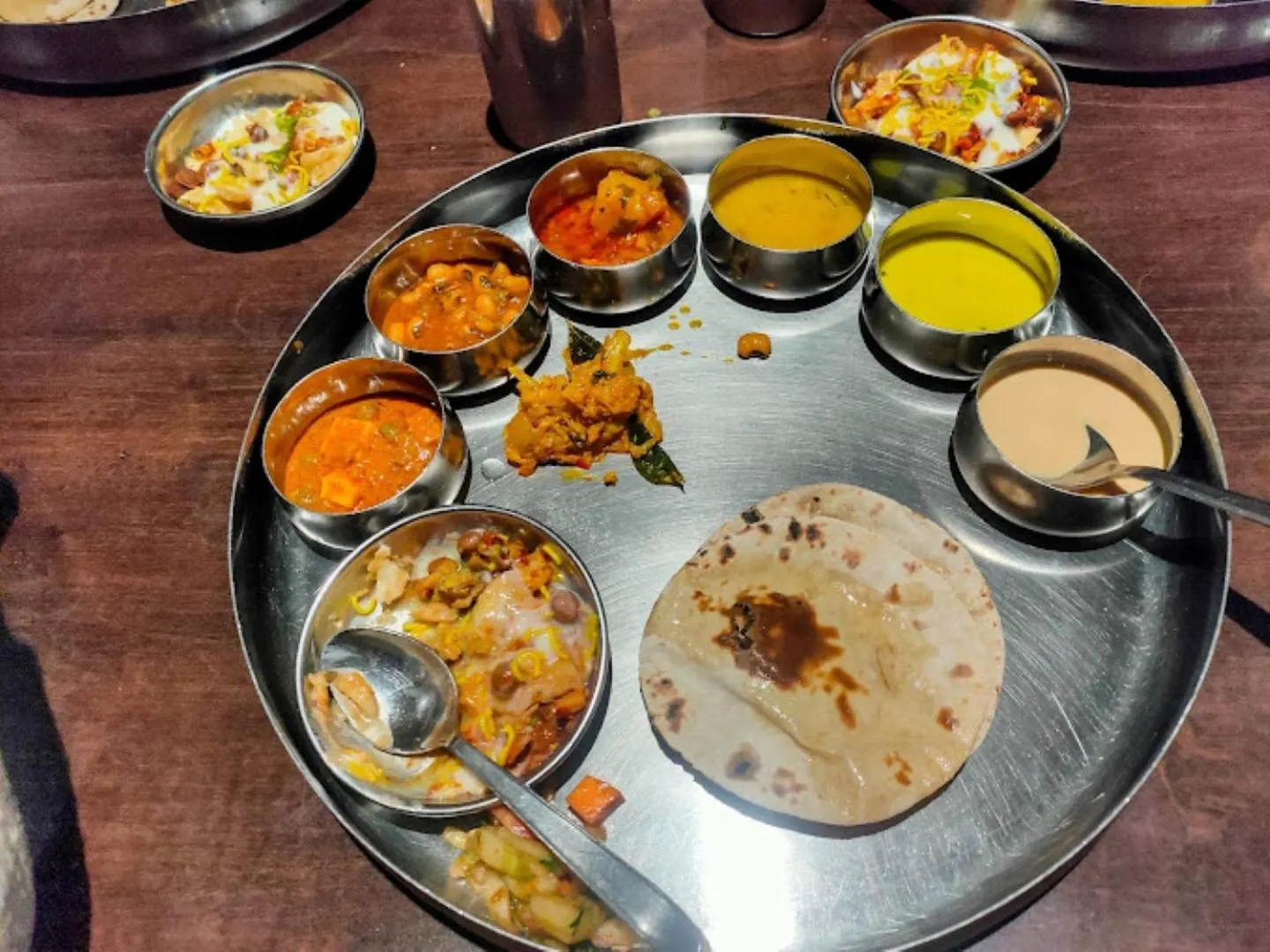 Restaurant/places to eat in Hotel Naivedya