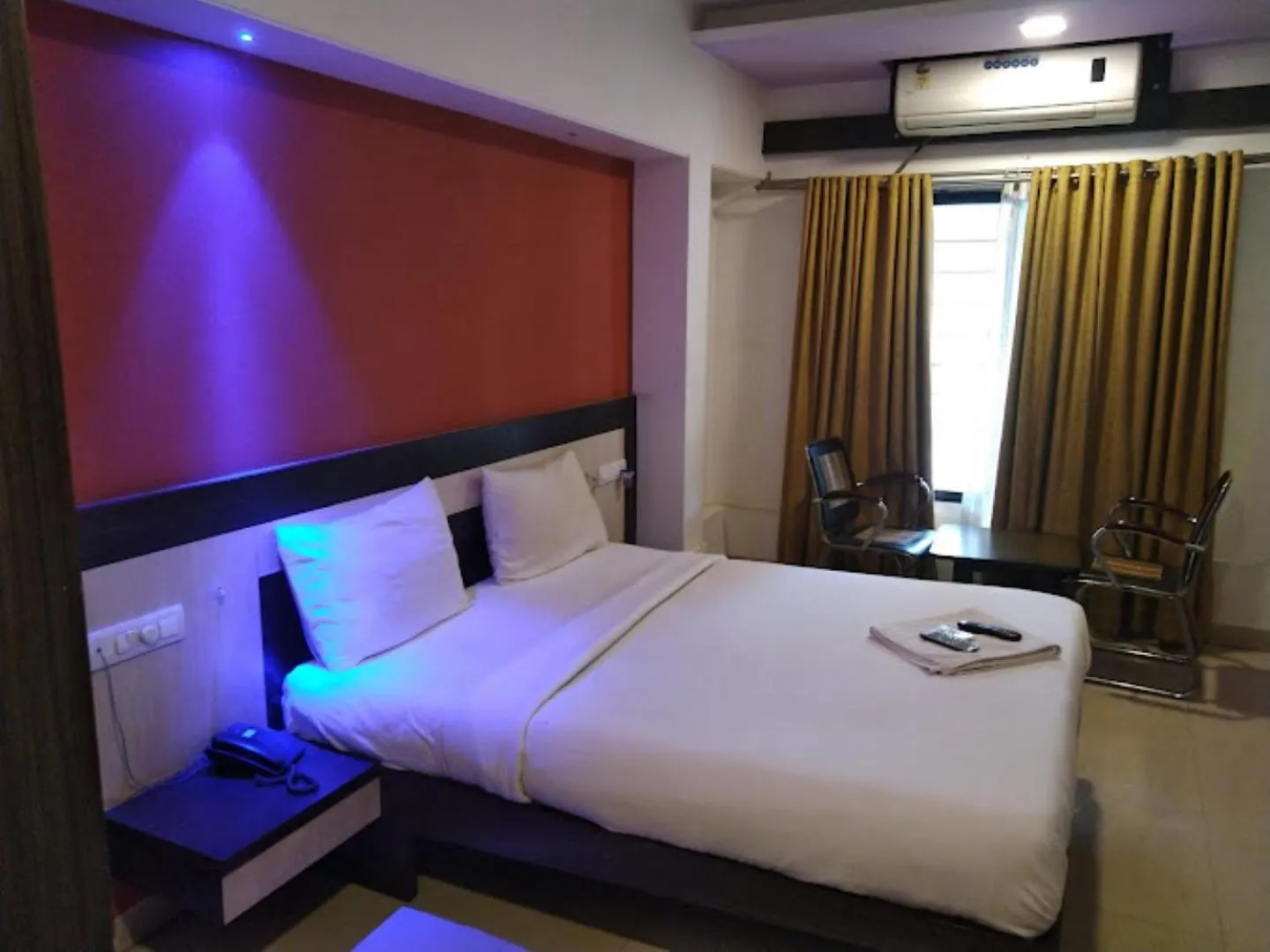 Bed in Hotel Naivedya