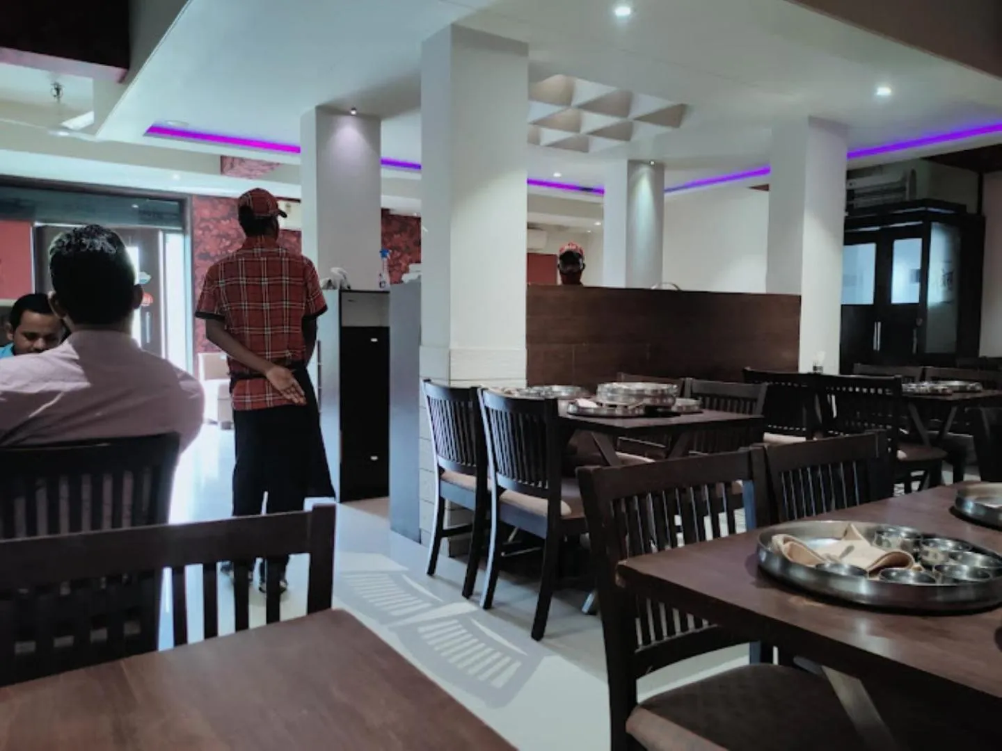 Restaurant/Places to Eat in Hotel Naivedya