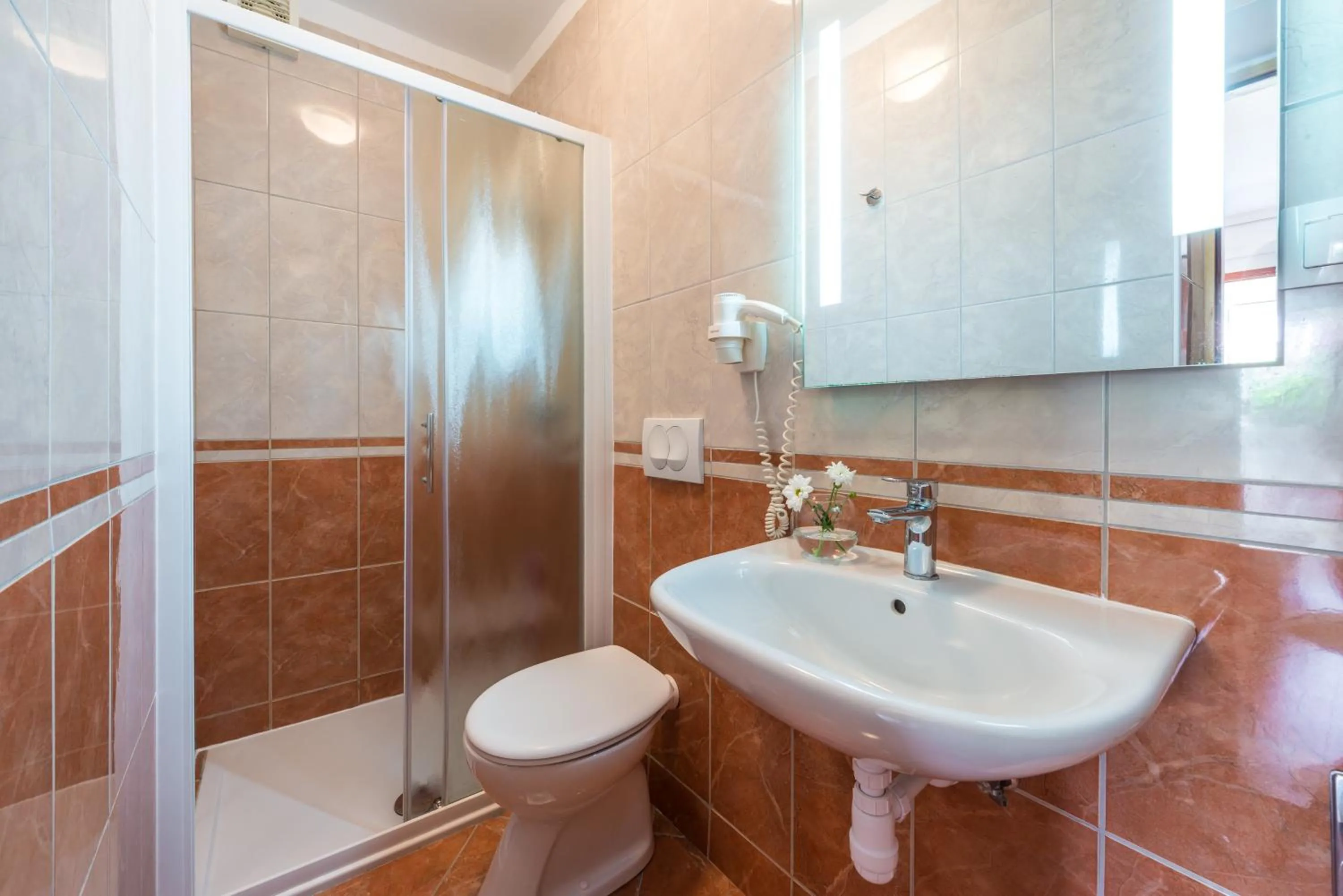 Bathroom in Guest House Kuna