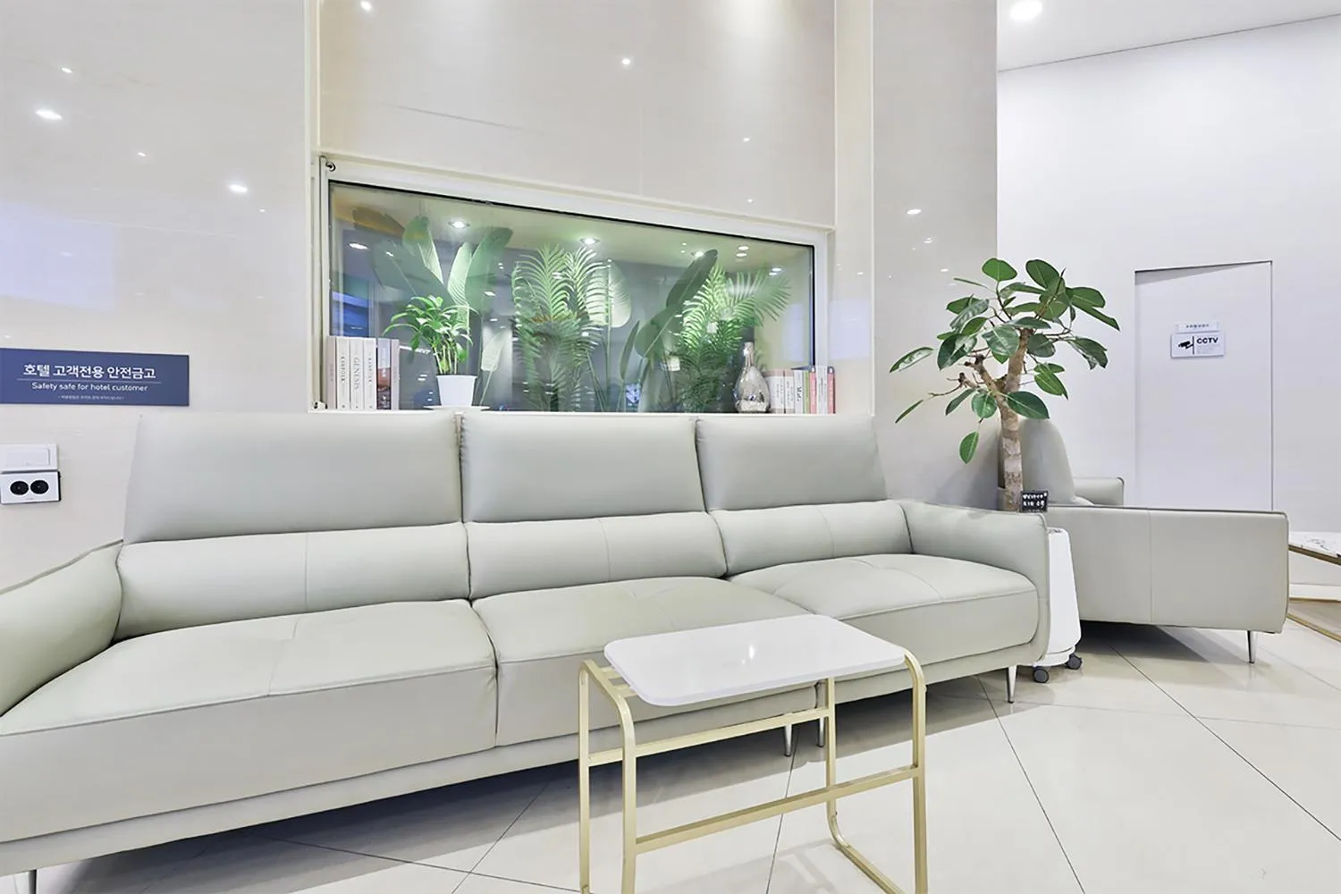 Lobby or reception in Shire Hotel Seomyeon