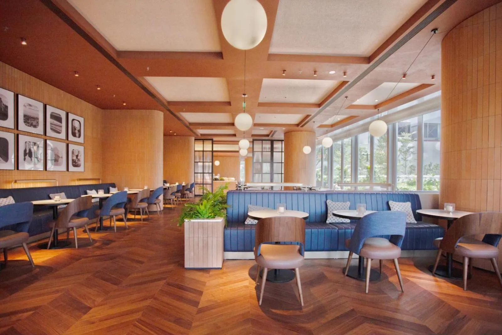 Restaurant/places to eat in Intercity Hotel Futian Bin He Zhongzhou Bay