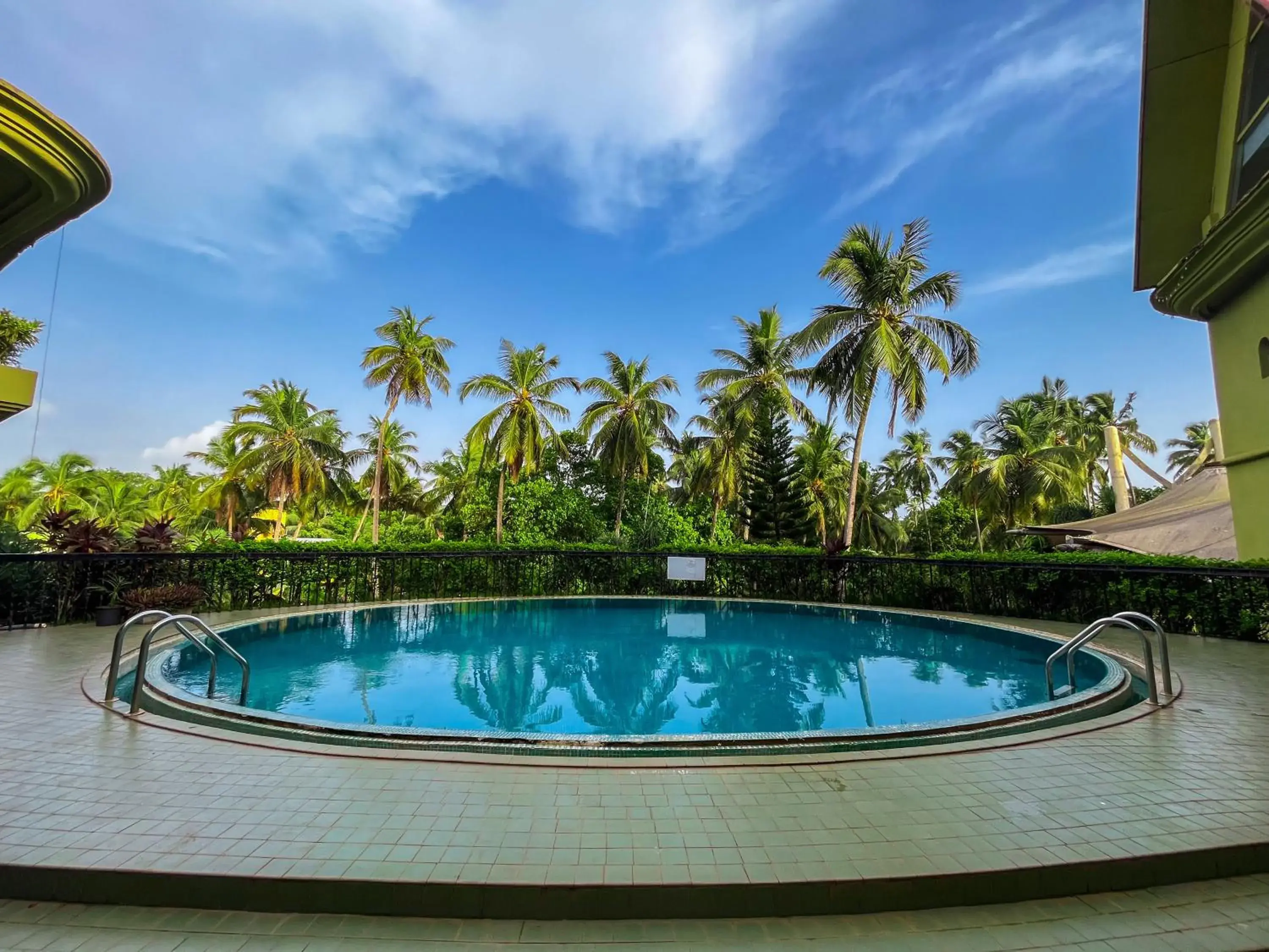 Swimming pool in Neelam the Glitz Swimming pool in Neelam the Glitz