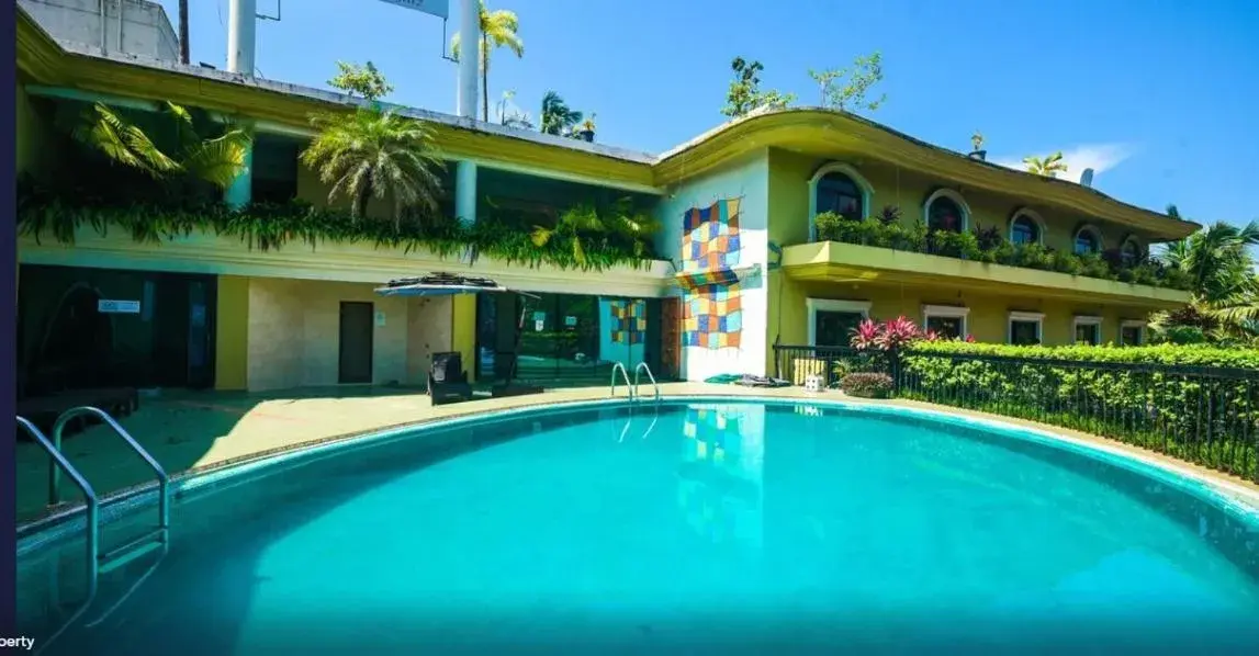 Property building in Neelam the Glitz Property building in Neelam the Glitz