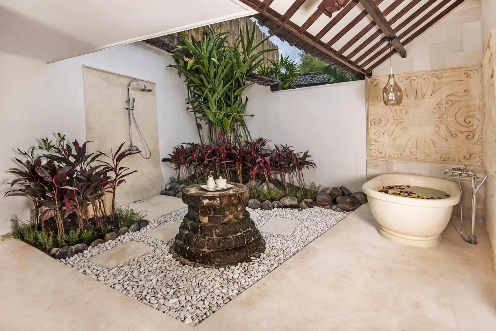 Toilet in Villa Kubu Seminyak