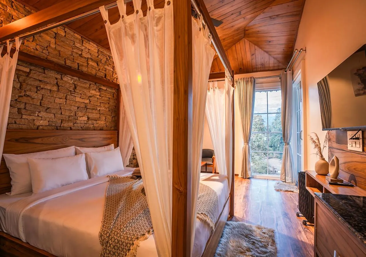 Bed in Moustache Bhimtal Luxuria, Nainital