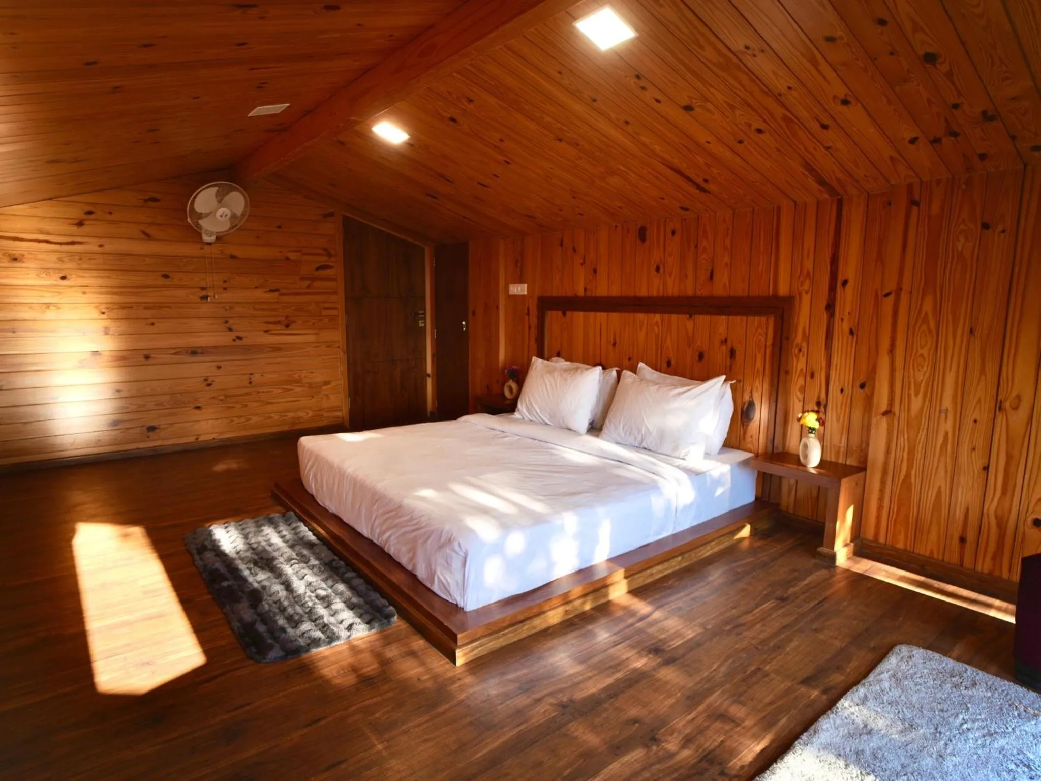 Bed in Moustache Bhimtal Luxuria, Nainital