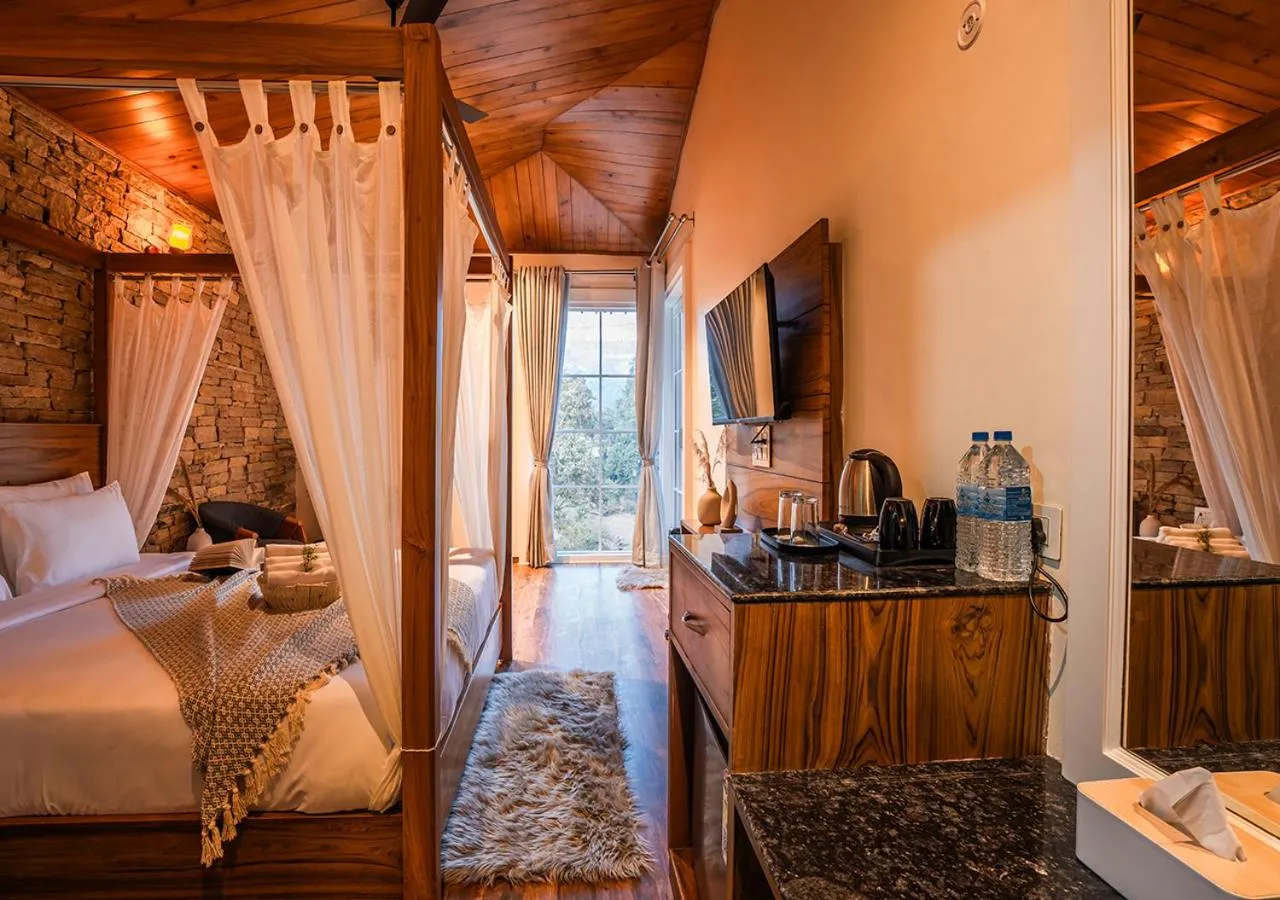 Coffee/tea facilities, Bed in Moustache Bhimtal Luxuria, Nainital