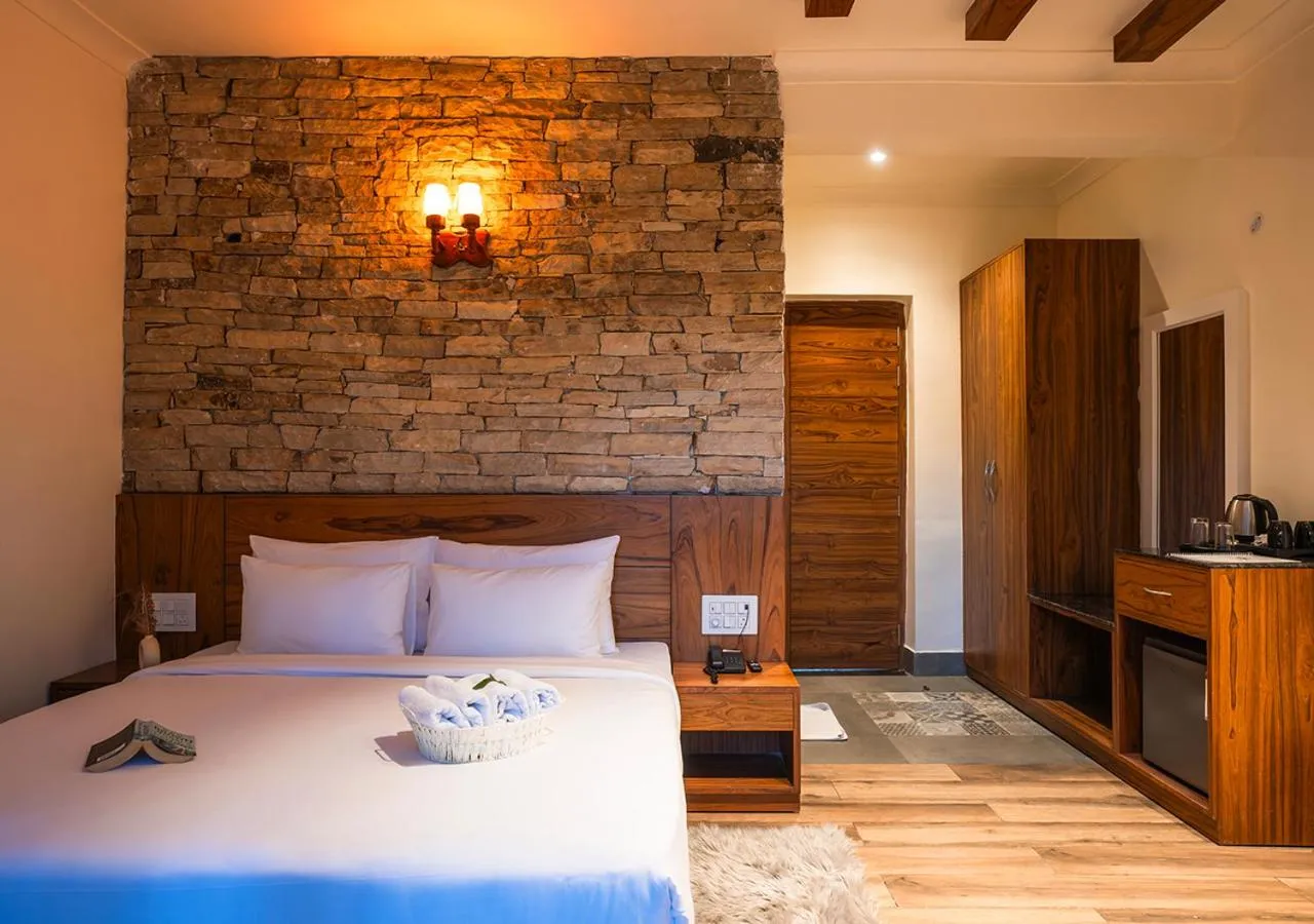 Photo of the whole room, Bed in Moustache Bhimtal Luxuria, Nainital