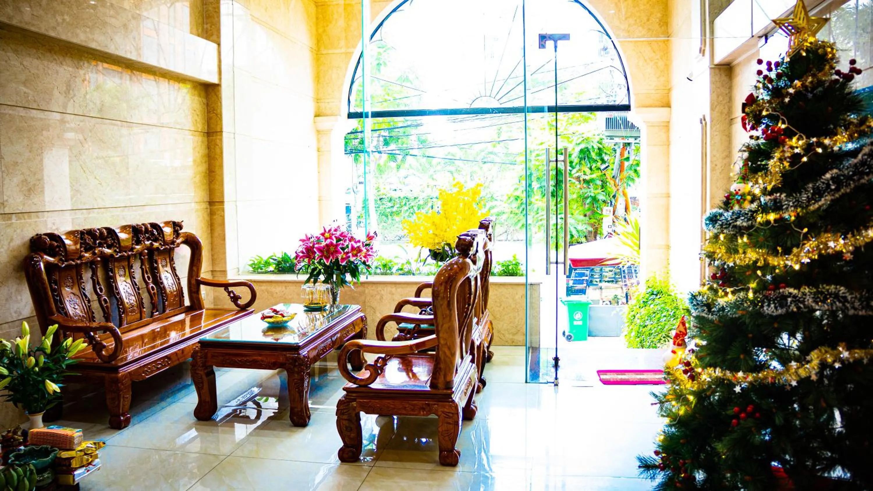 Seating area in Sea Castle Hotel