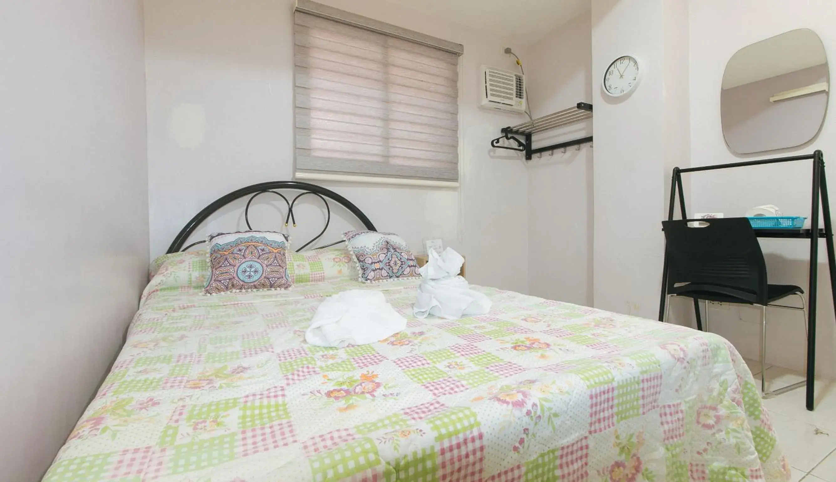 Photo of the whole room, Bed in Catlea Inn Photo of the whole room, Bed in Catlea Inn