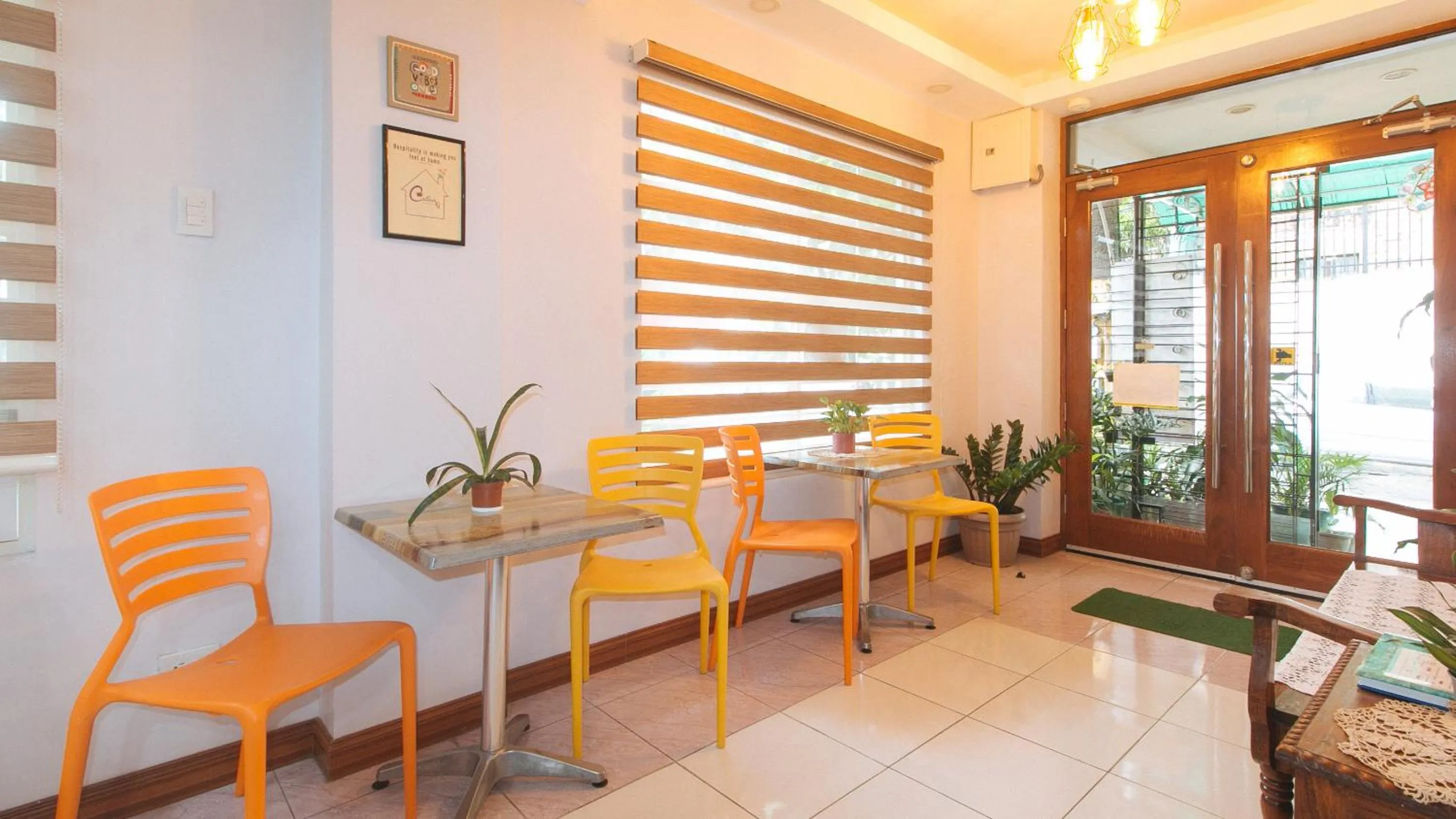 Lobby or reception in Catlea Inn