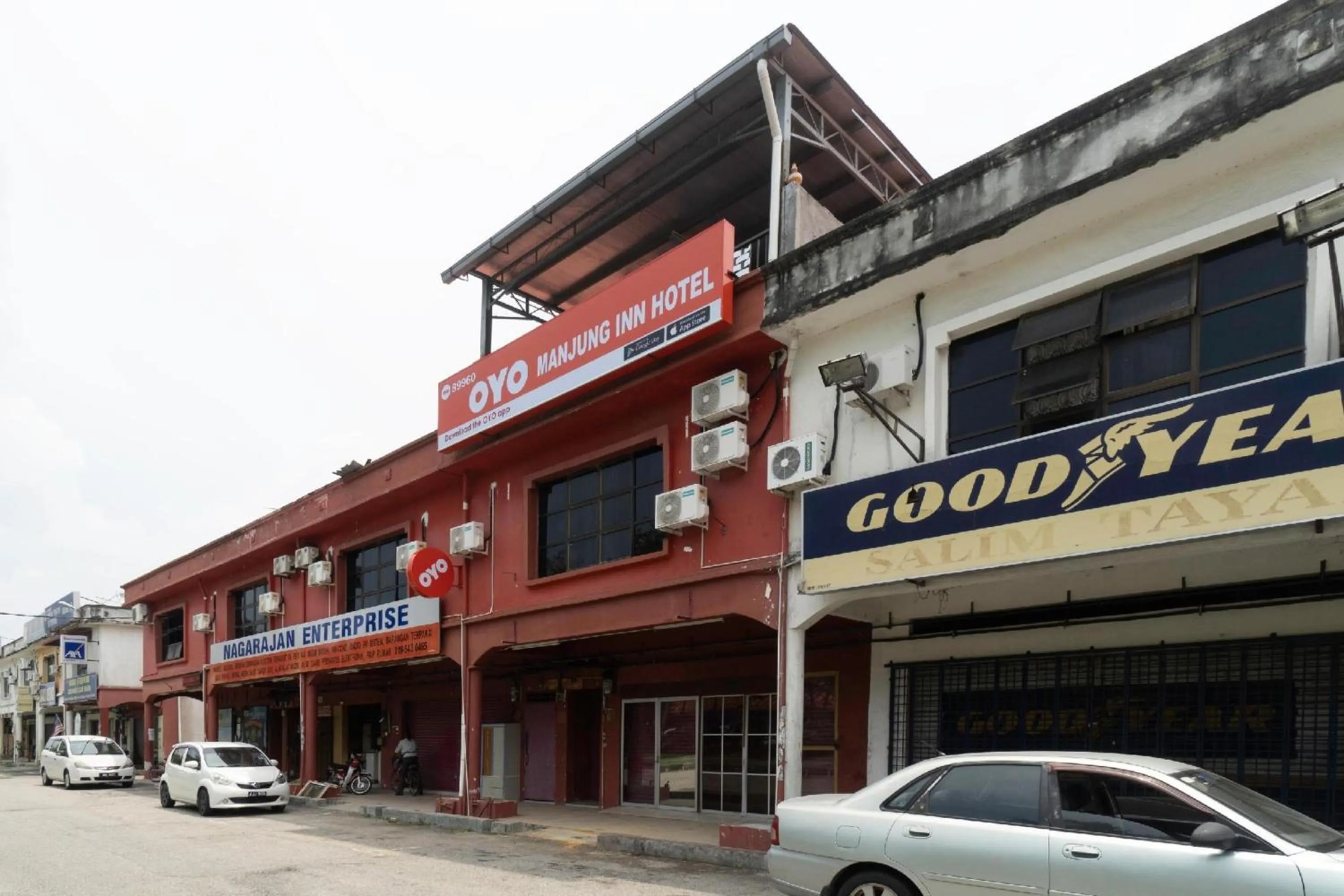 Neighbourhood in OYO 89960 Manjung Inn Hotel