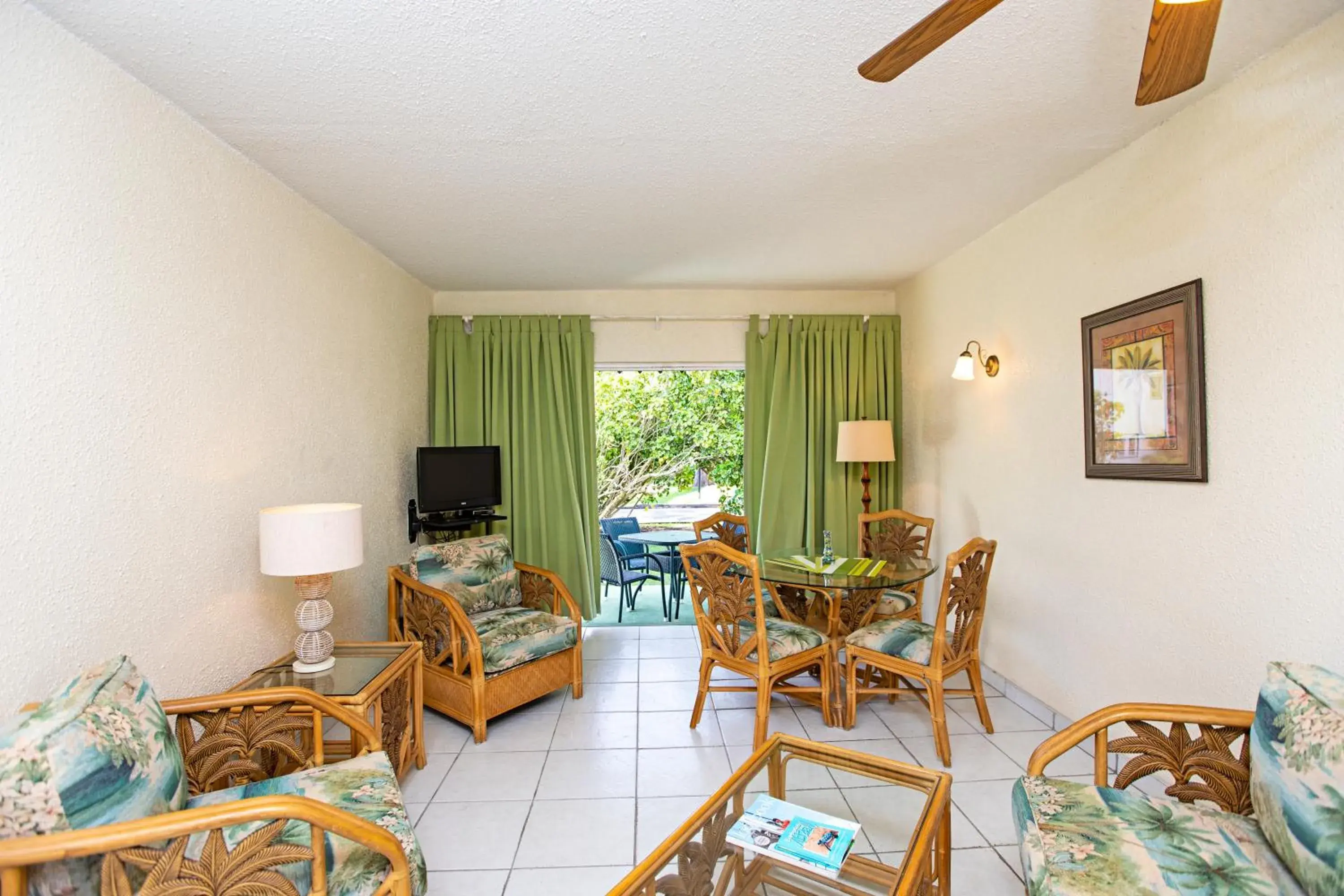 Plum Tree Club Plum Tree Club