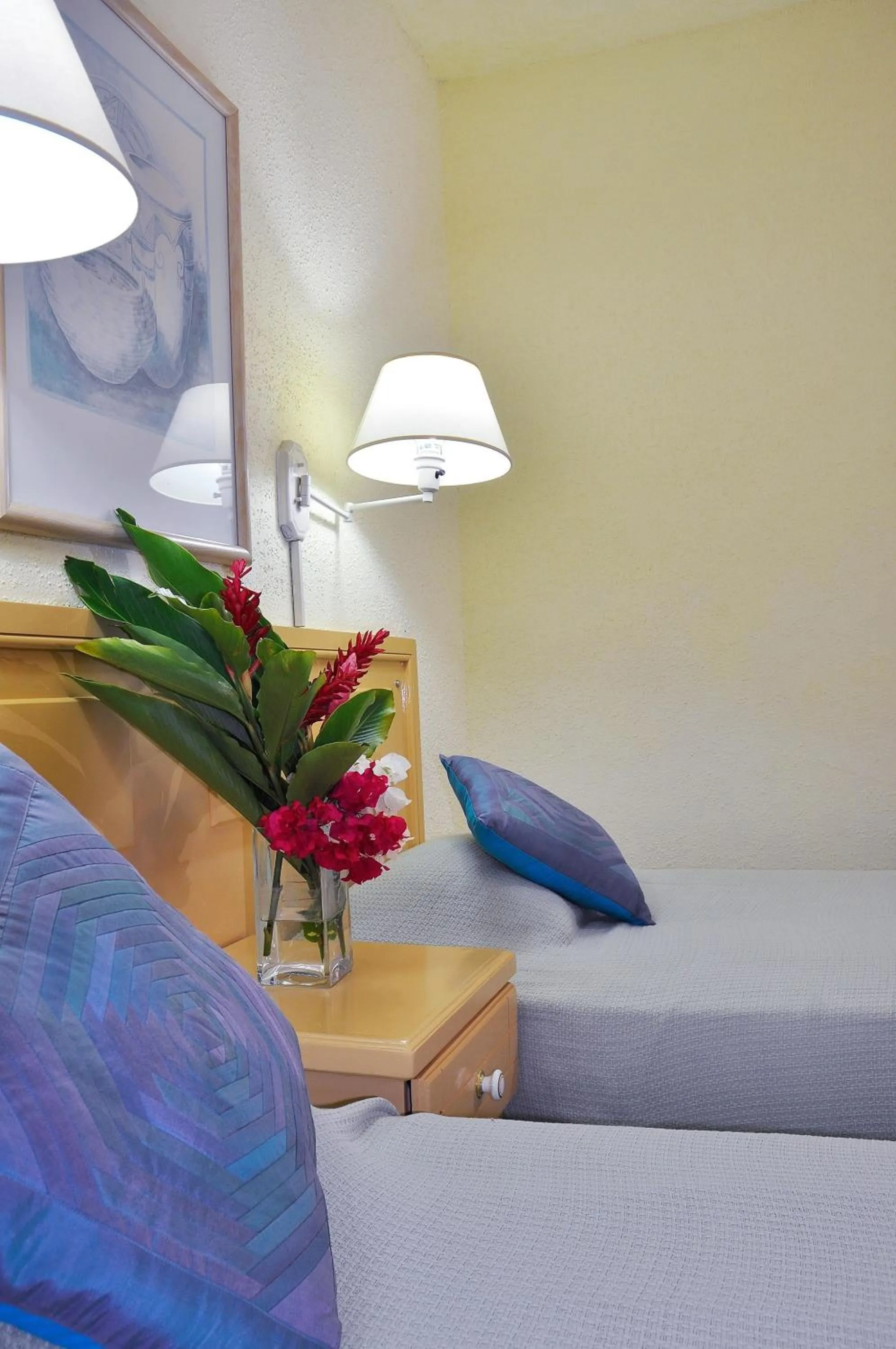 Bed in Plum Tree Club