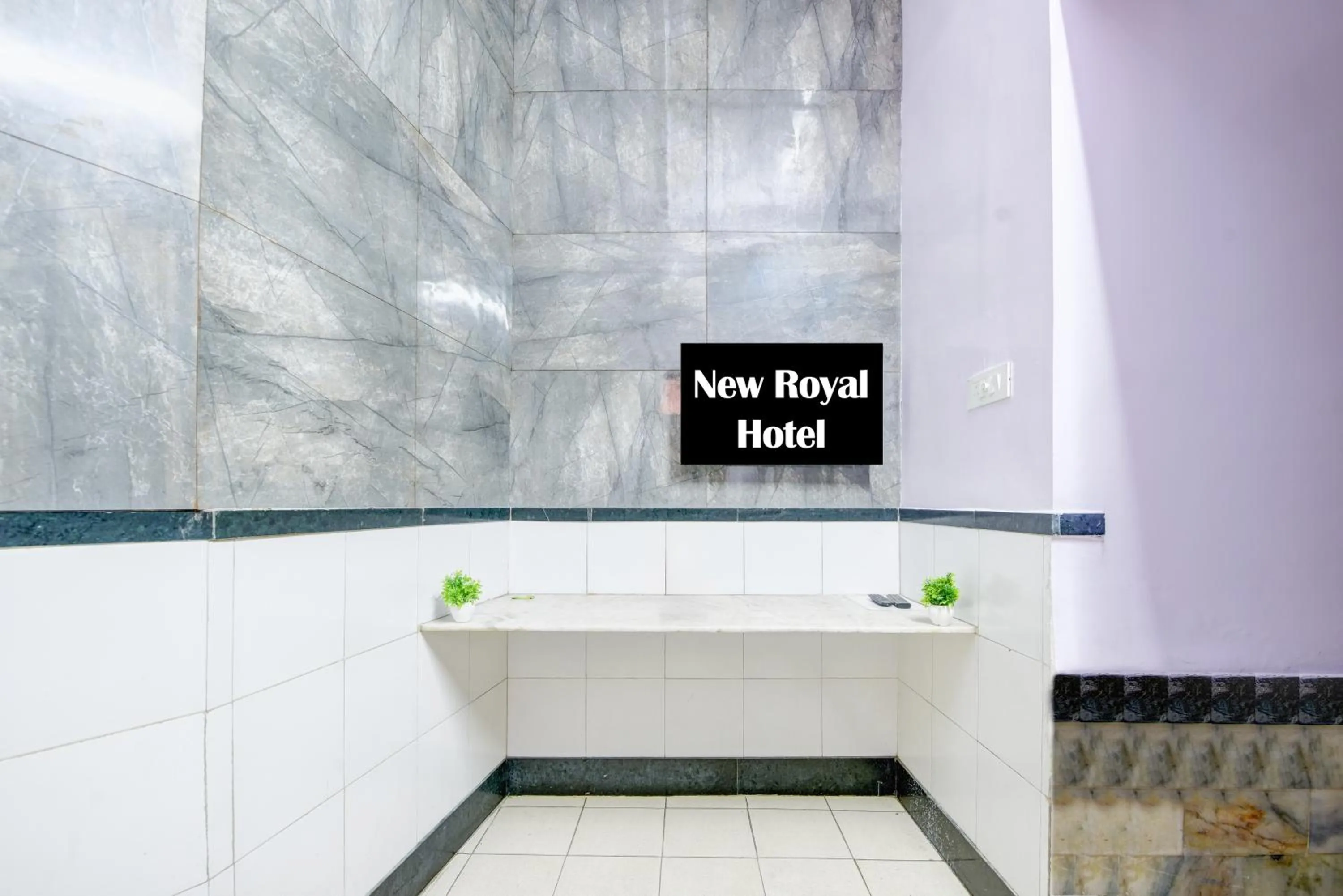 Bathroom in New Royal Hotel Just Near Old Delhi Railway Station And Chandni Chowk