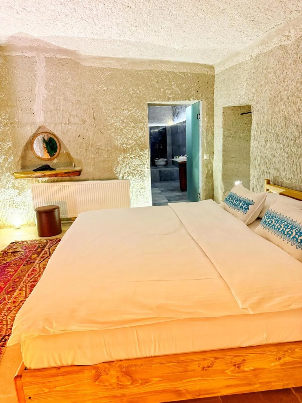 Bed in My Cave Suites