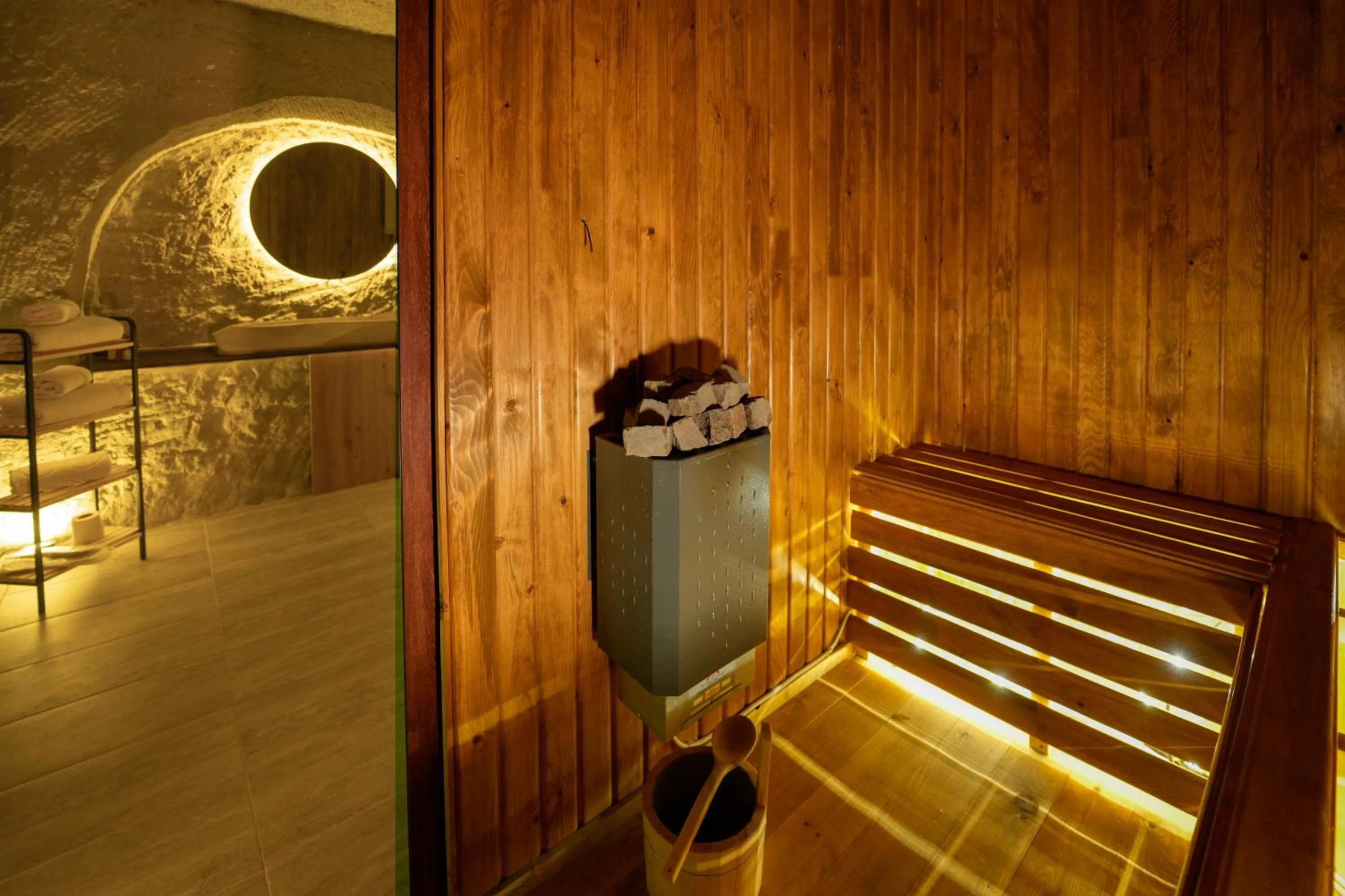 Sauna in My Cave Suites