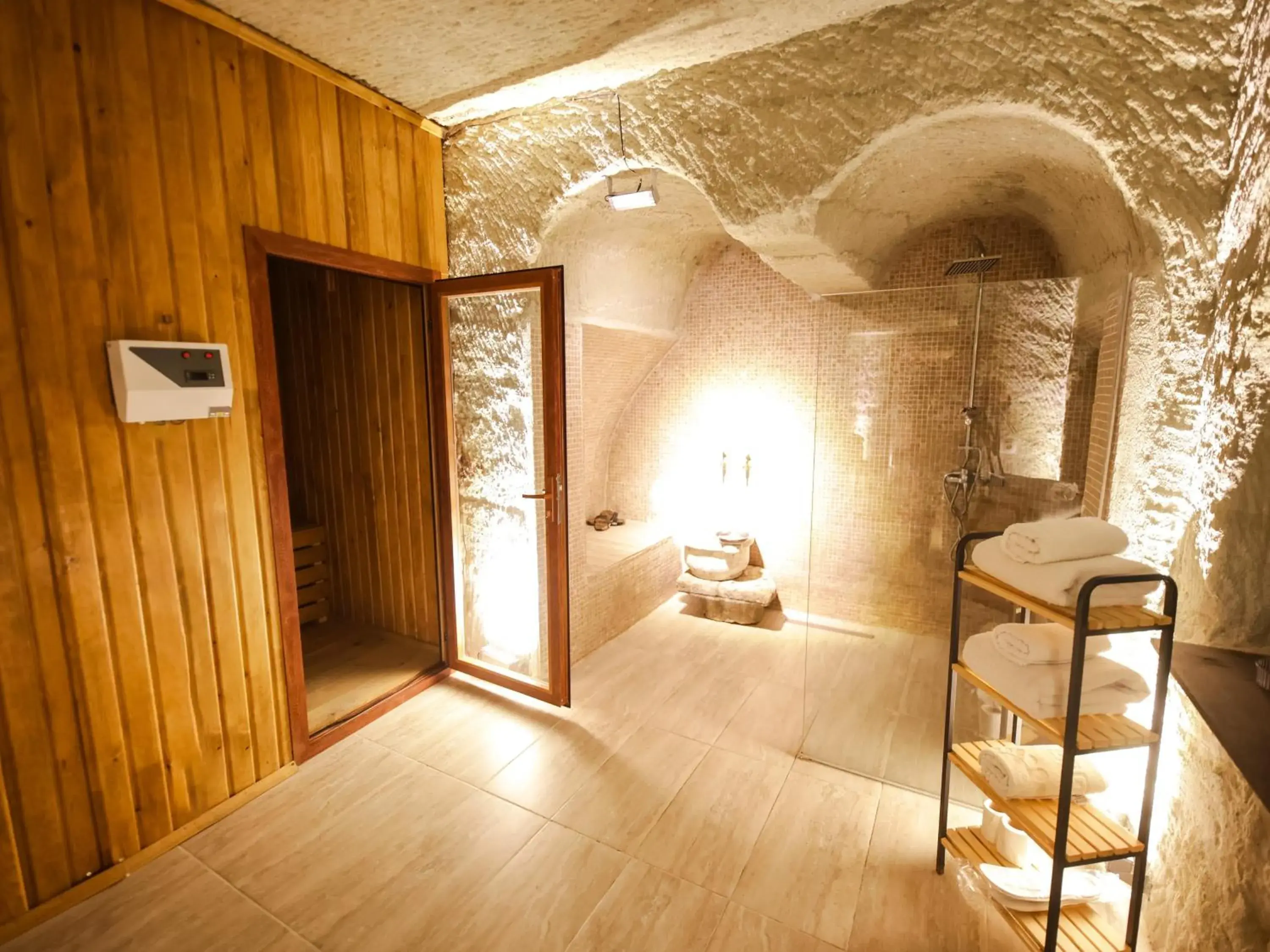 Shower, Bed in My Cave Suites Shower, Bed in My Cave Suites