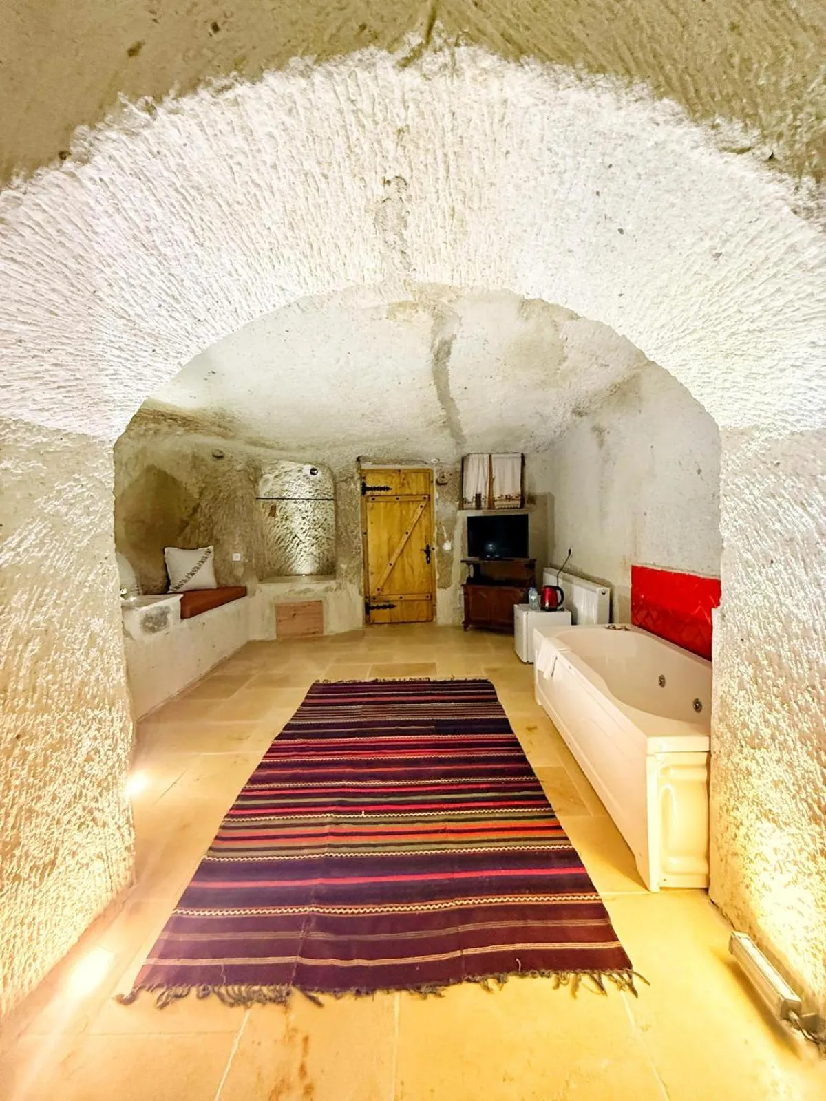 Patio, Bed in My Cave Suites