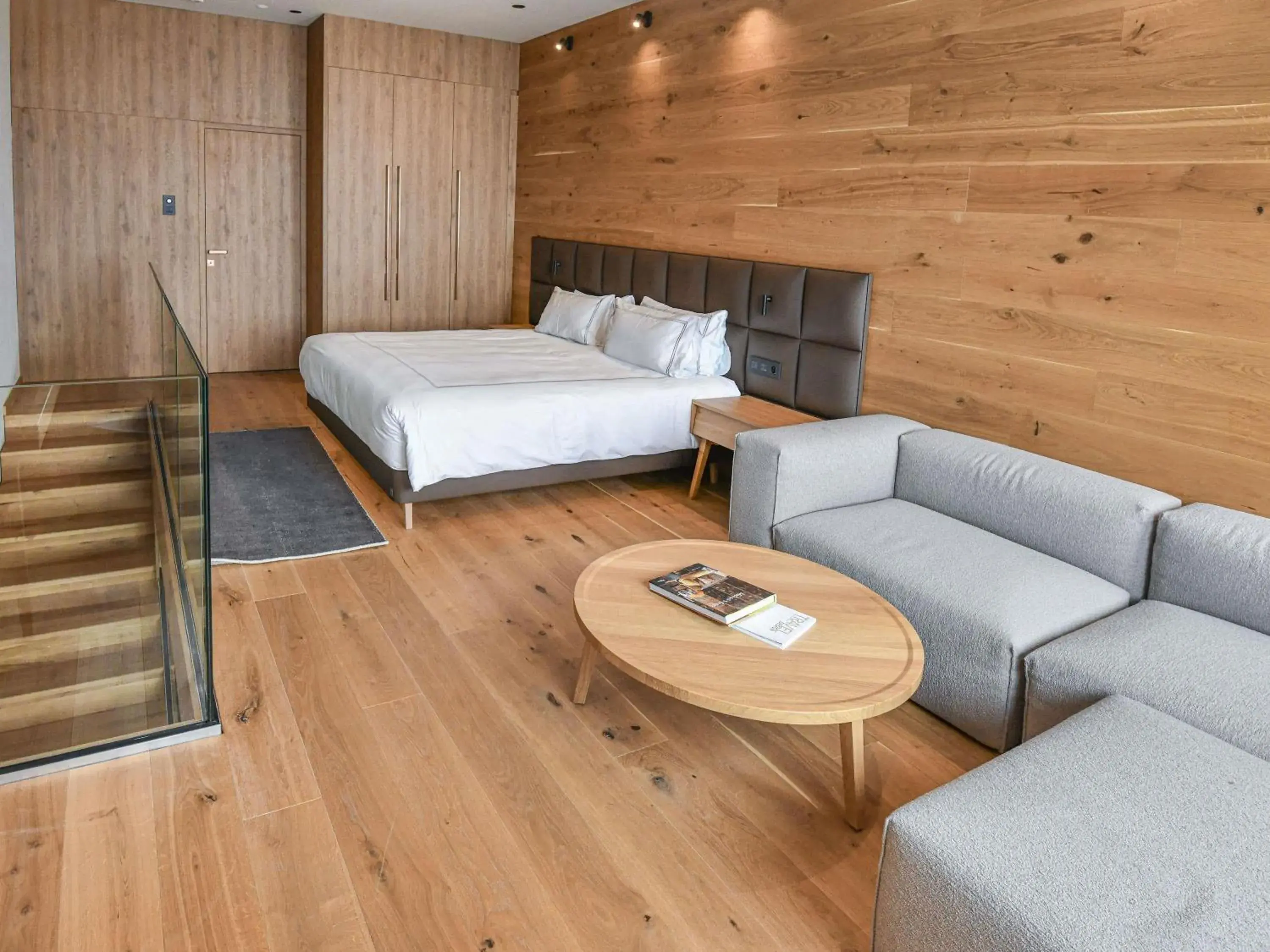 Bedroom, Bed in Swissôtel Damian Jasna Bedroom, Bed in Swissôtel Damian Jasna