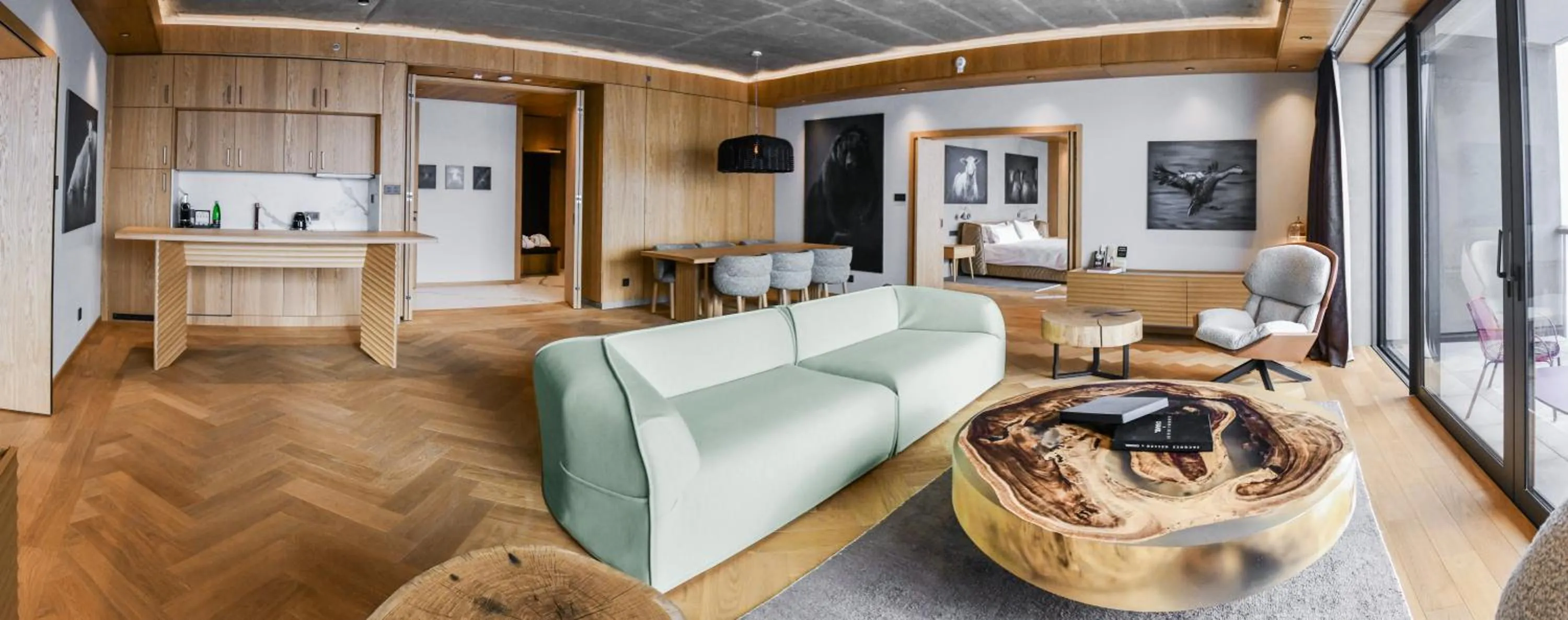 Living room in Swissôtel Damian Jasna