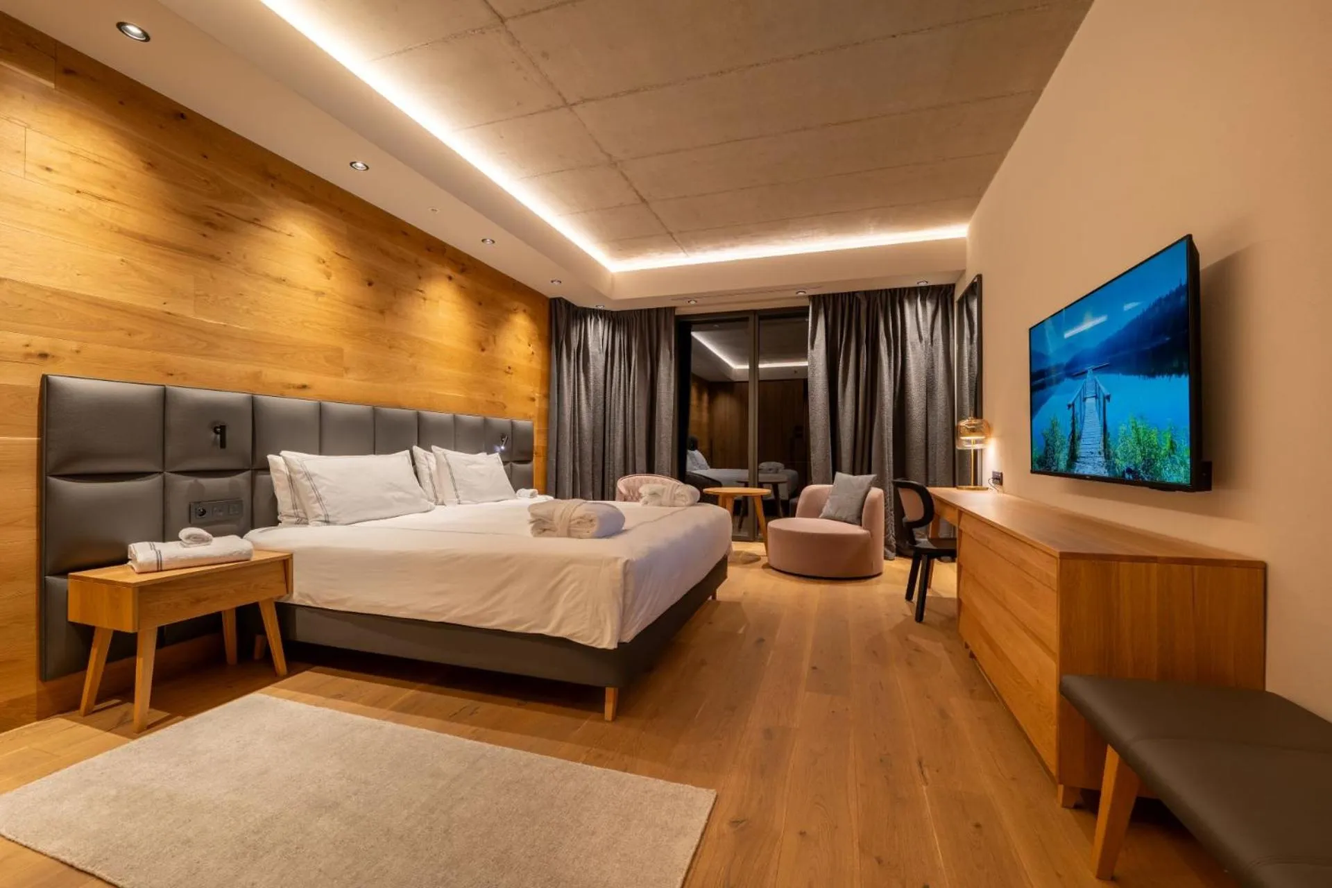 acessibility, Bed in Swissôtel Damian Jasna