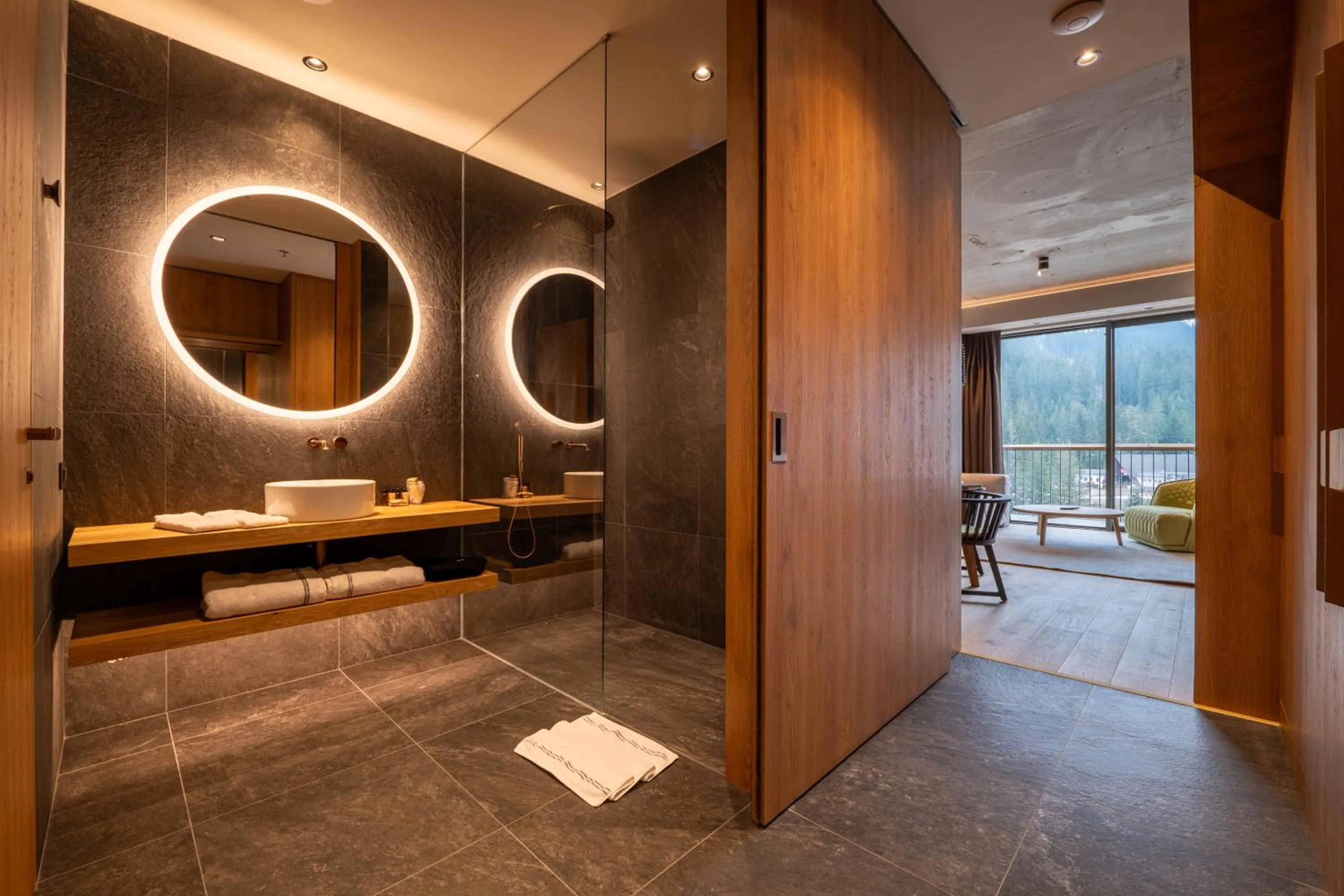 Bathroom in Swissôtel Damian Jasna