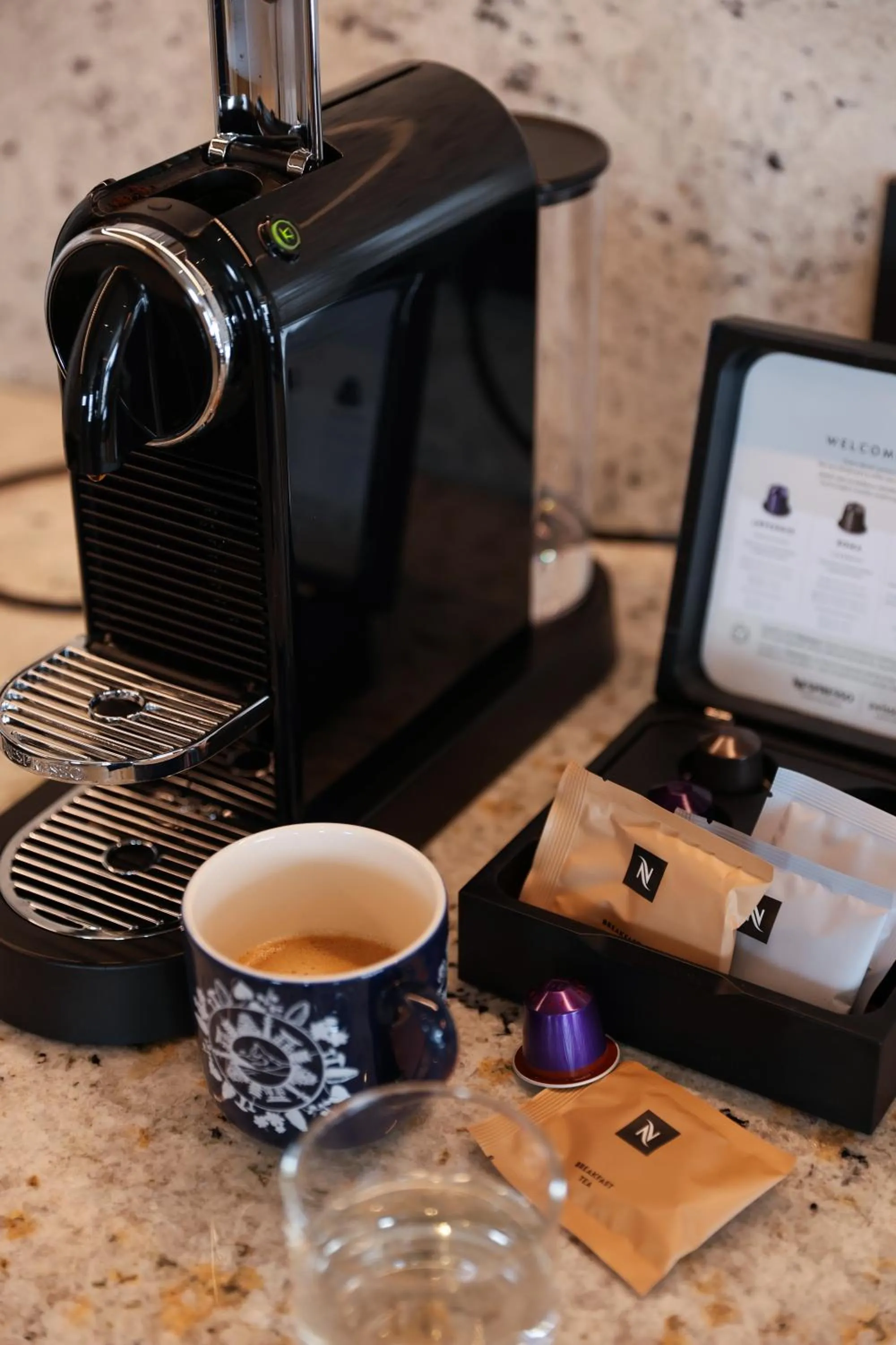kitchen in Swissôtel Damian Jasna