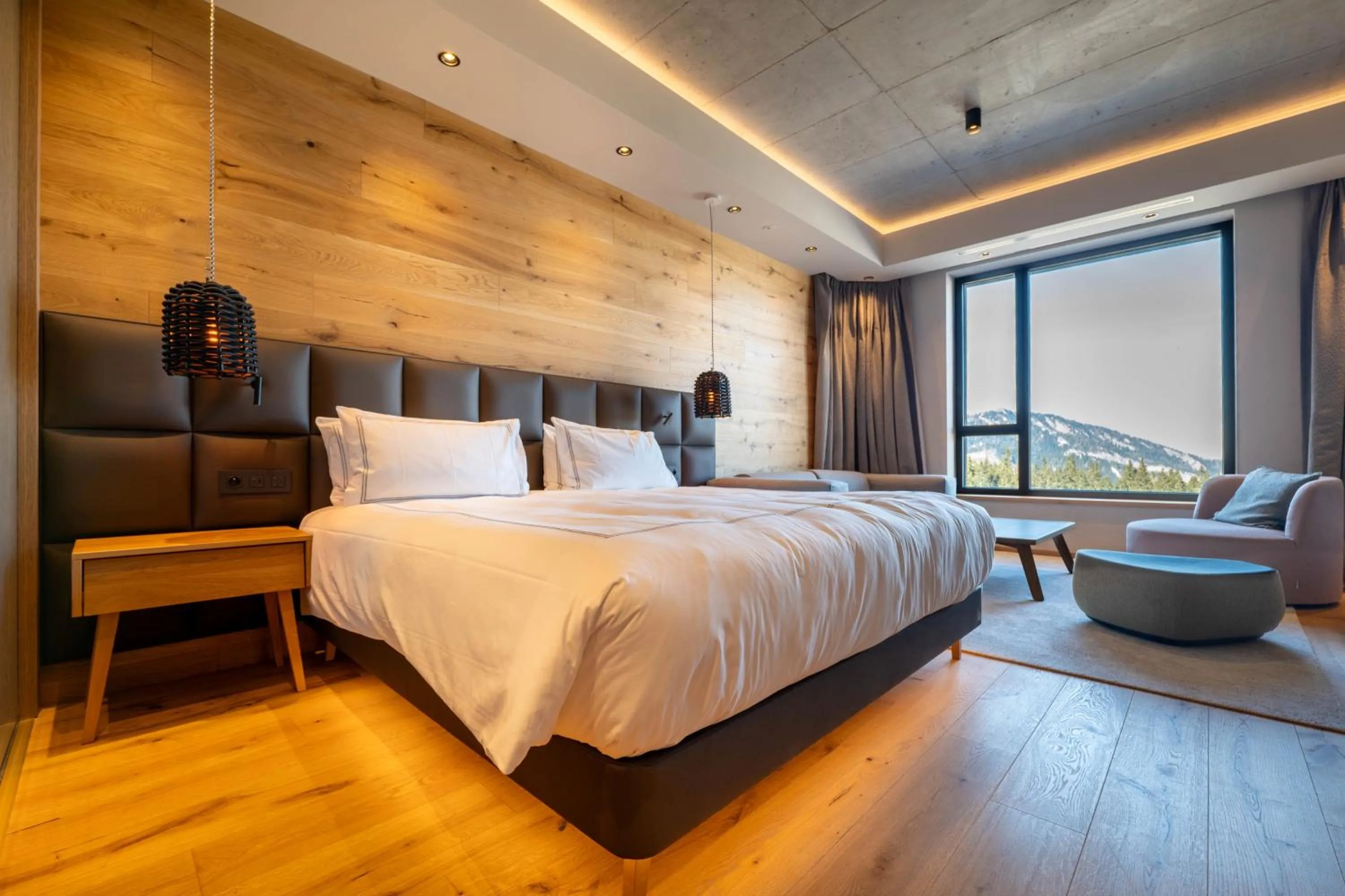 Bedroom, Bed in Swissôtel Damian Jasna