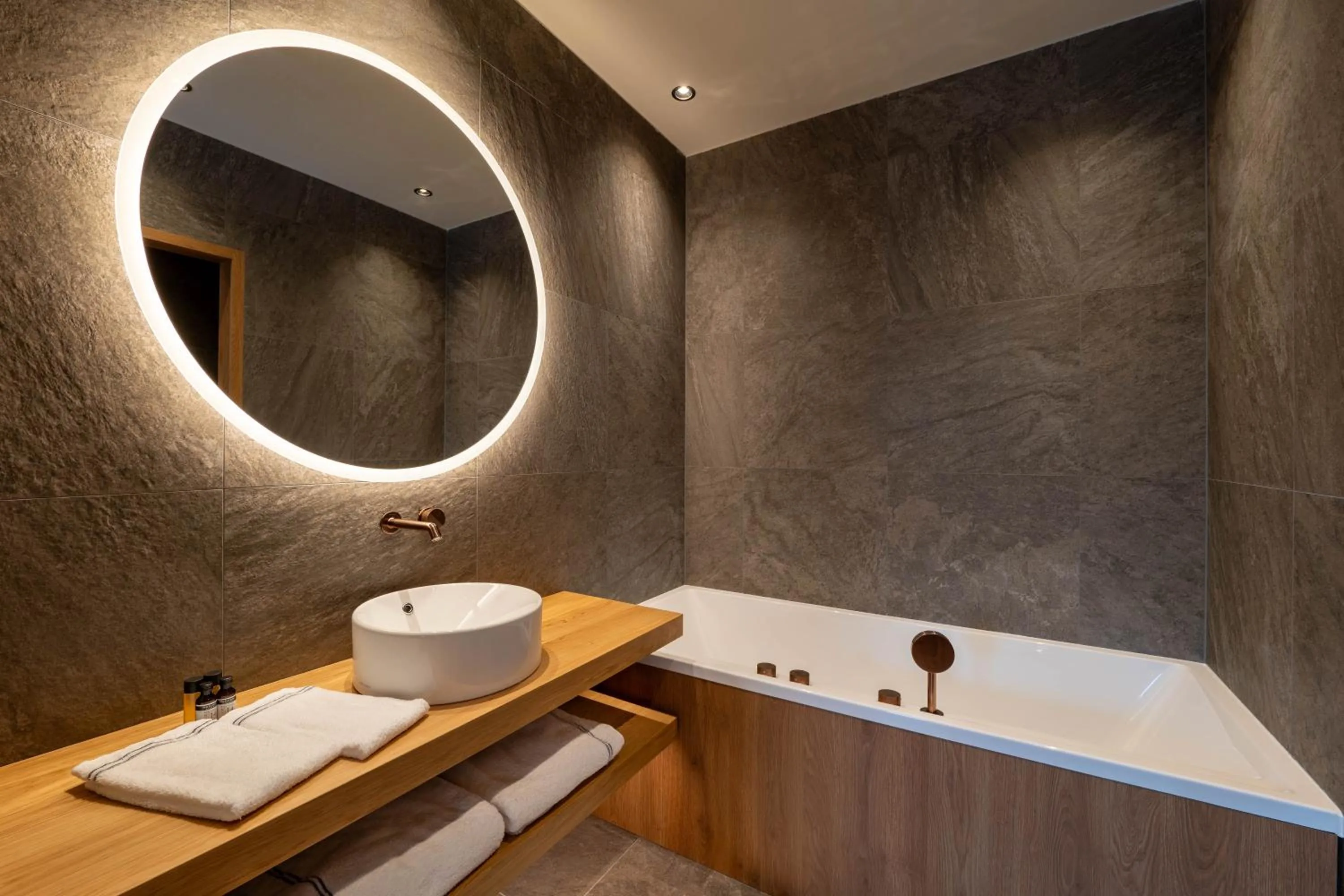 Bathroom in Swissôtel Damian Jasna