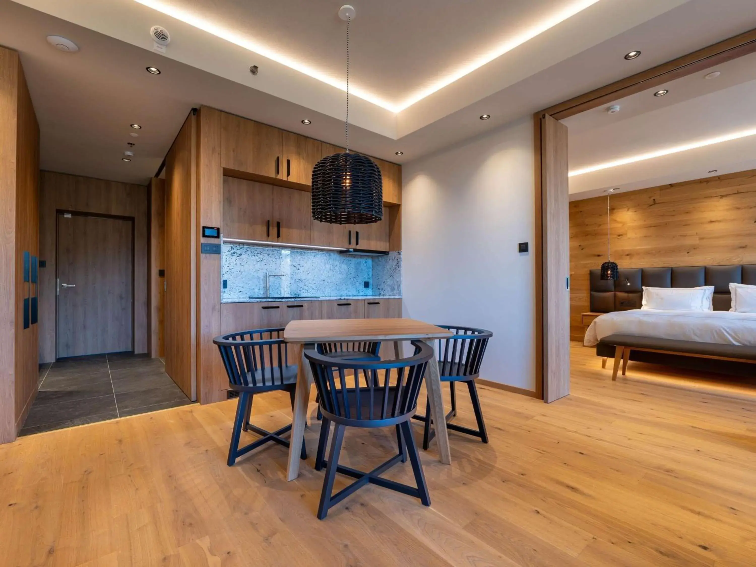 Bedroom, Bed in Swissôtel Damian Jasna Bedroom, Bed in Swissôtel Damian Jasna