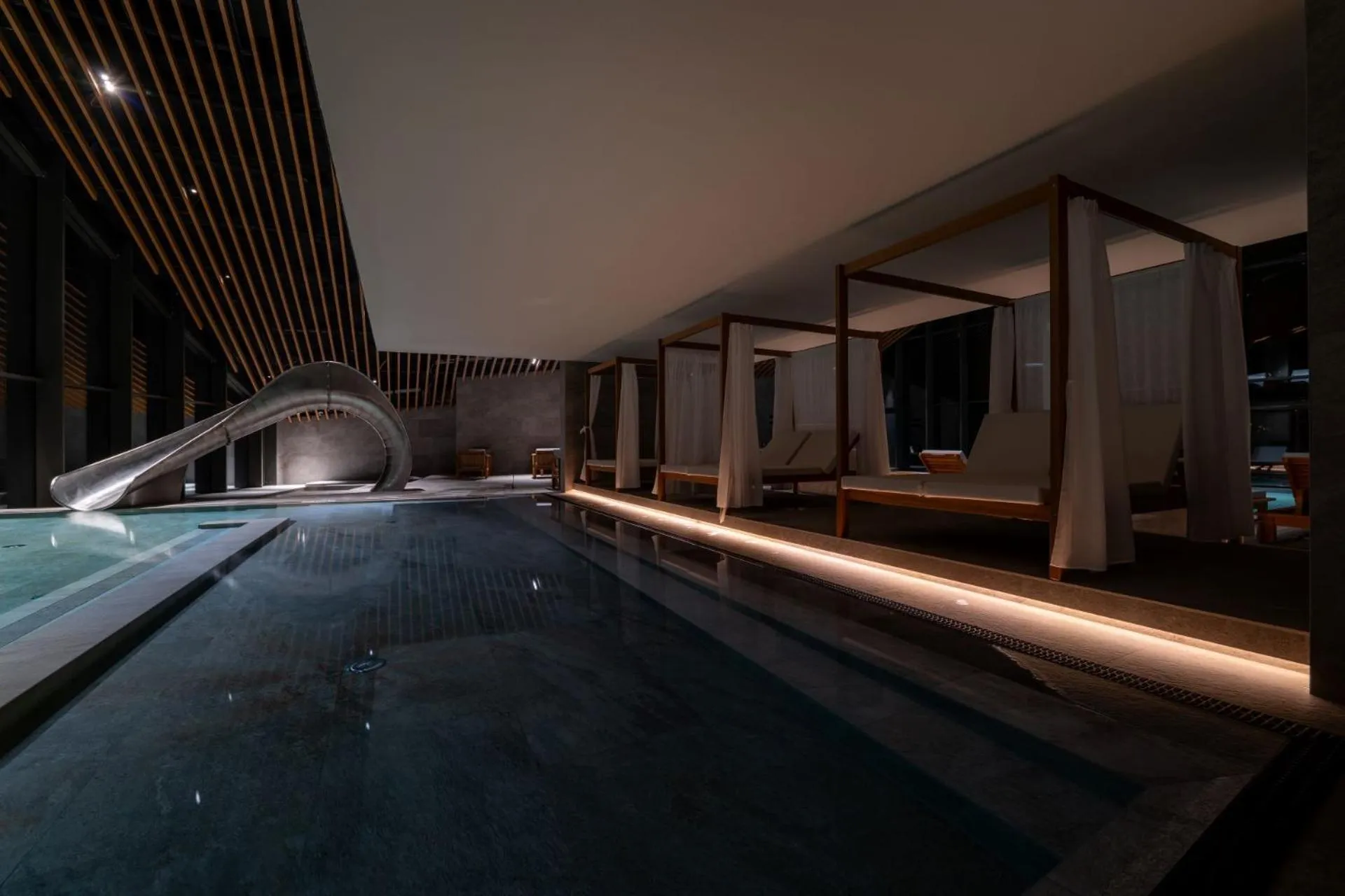 Pool view in Swissôtel Damian Jasna