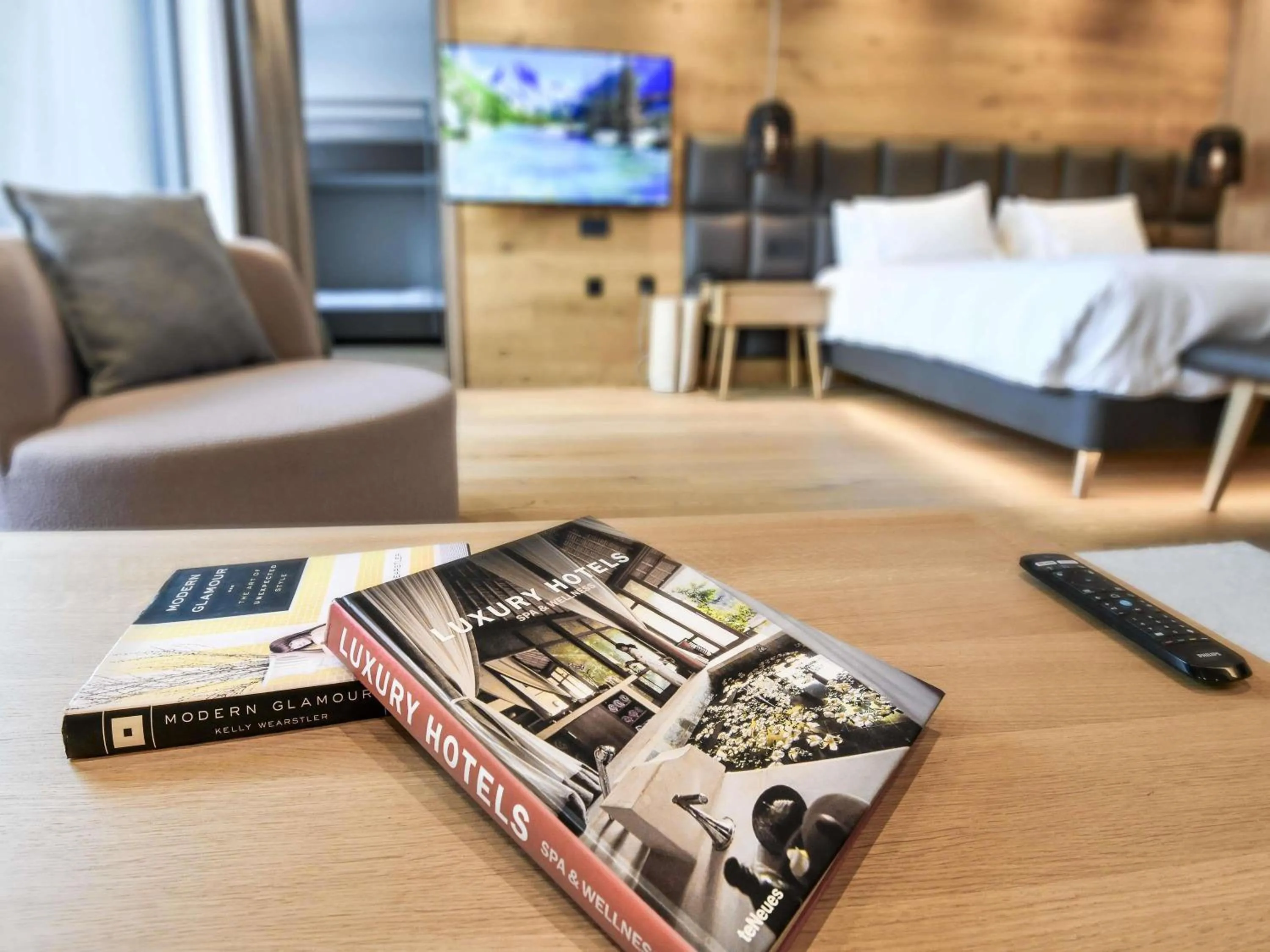 Bedroom in Swissôtel Damian Jasna