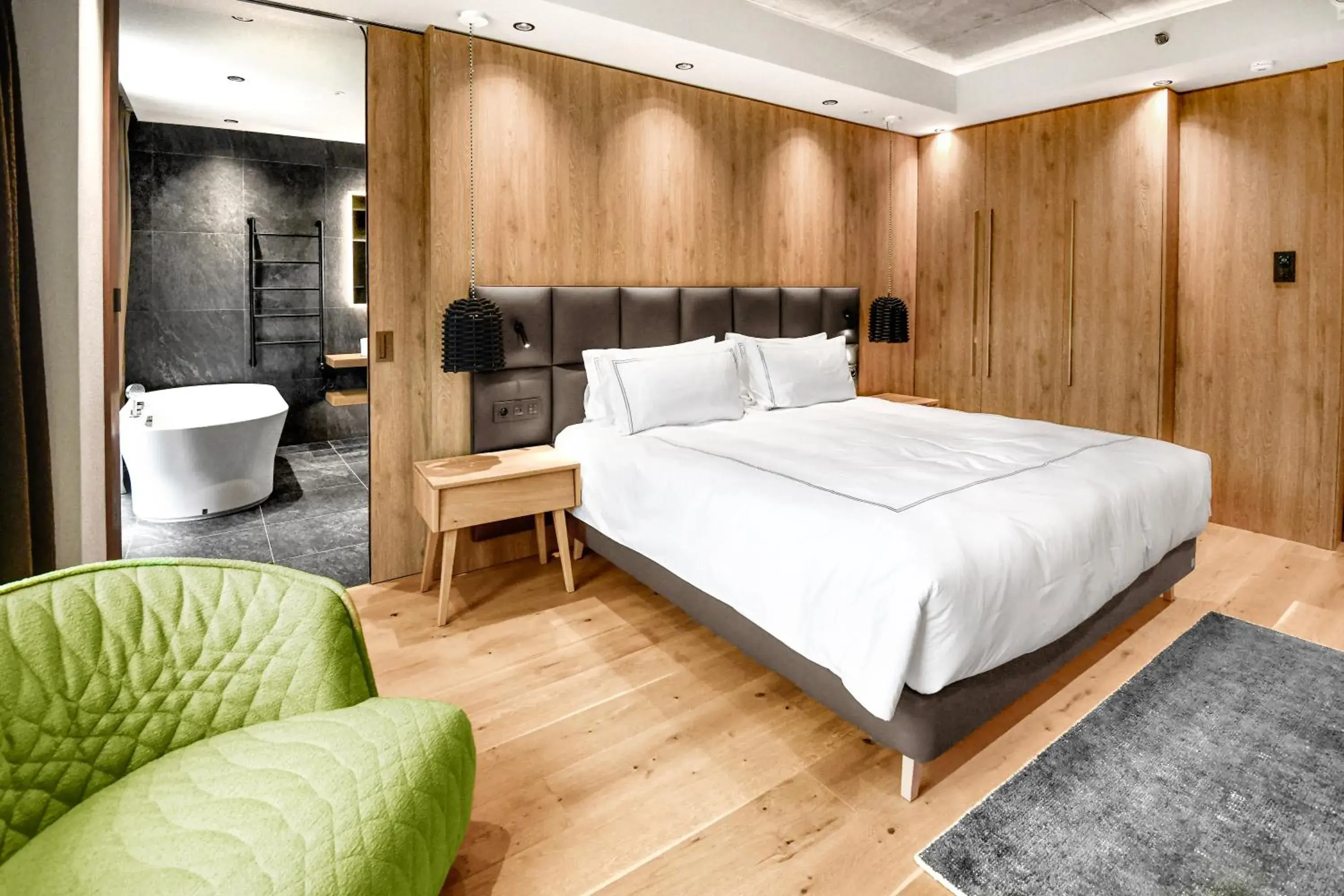 Swiss Signature Three-Bedroom Apartment in Swissôtel Damian Jasna Swiss Signature Three-Bedroom Apartment in Swissôtel Damian Jasna