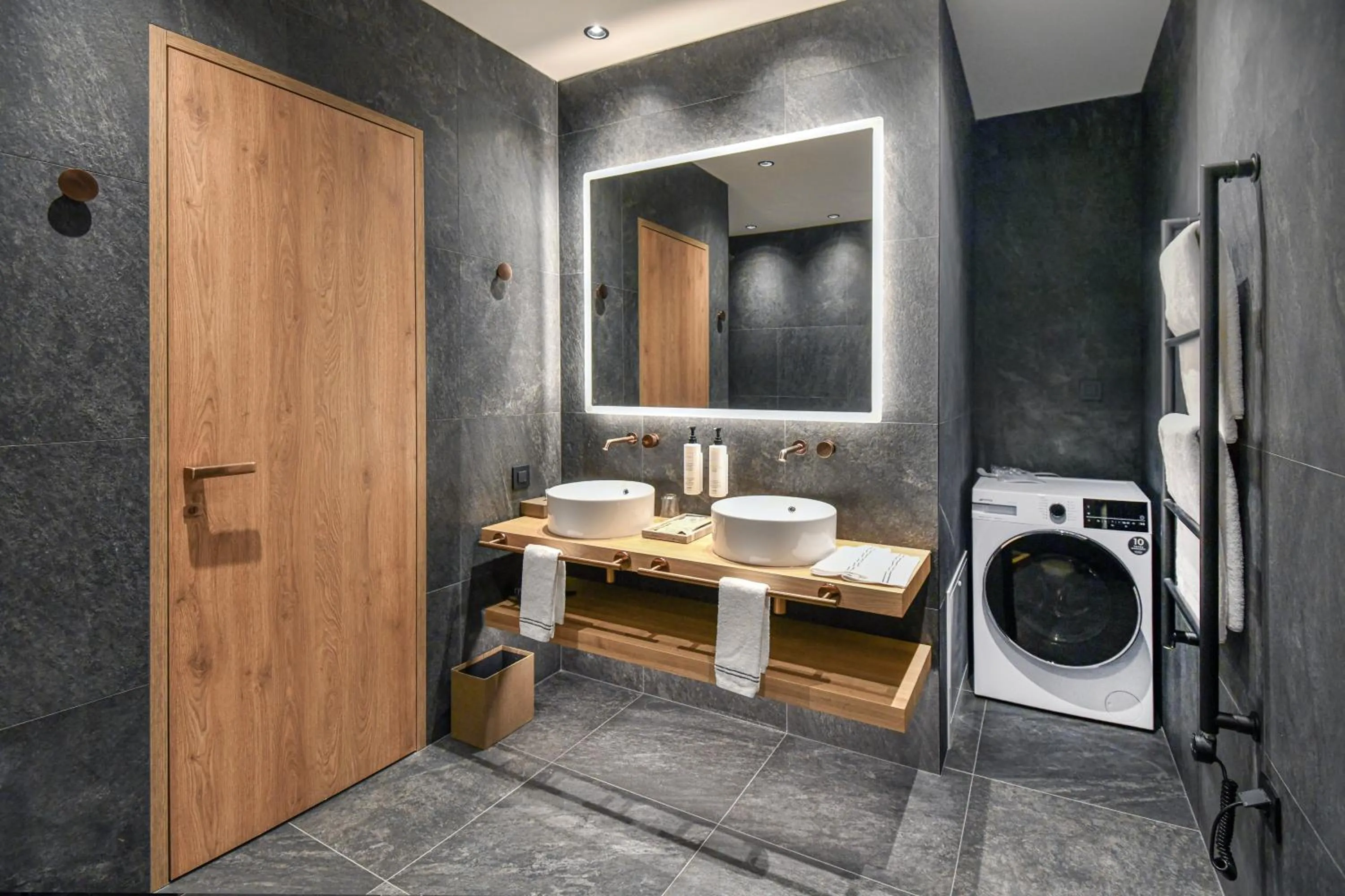 Bathroom in Swissôtel Damian Jasna