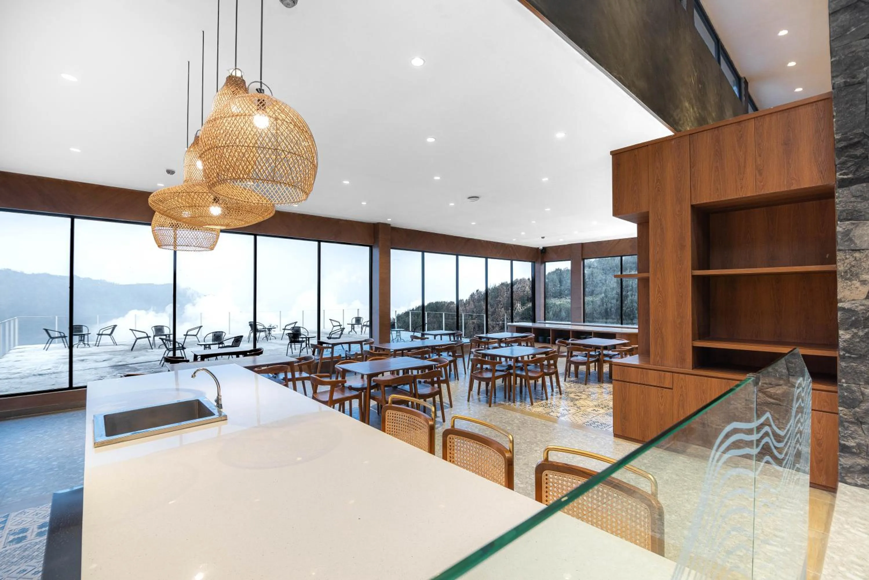 Restaurant/places to eat in ARTOTEL Cabin Bromo