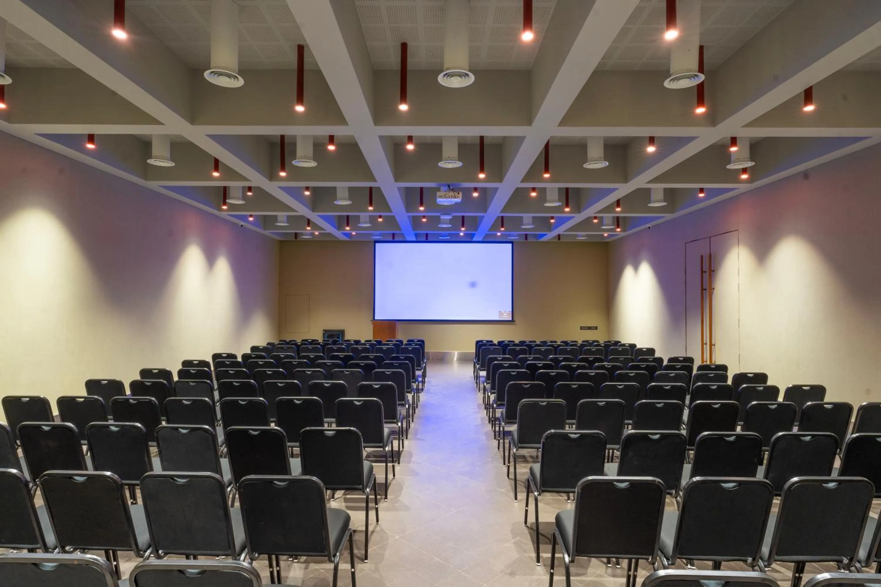 Meeting/conference room in The Valle by Kondody Hotels